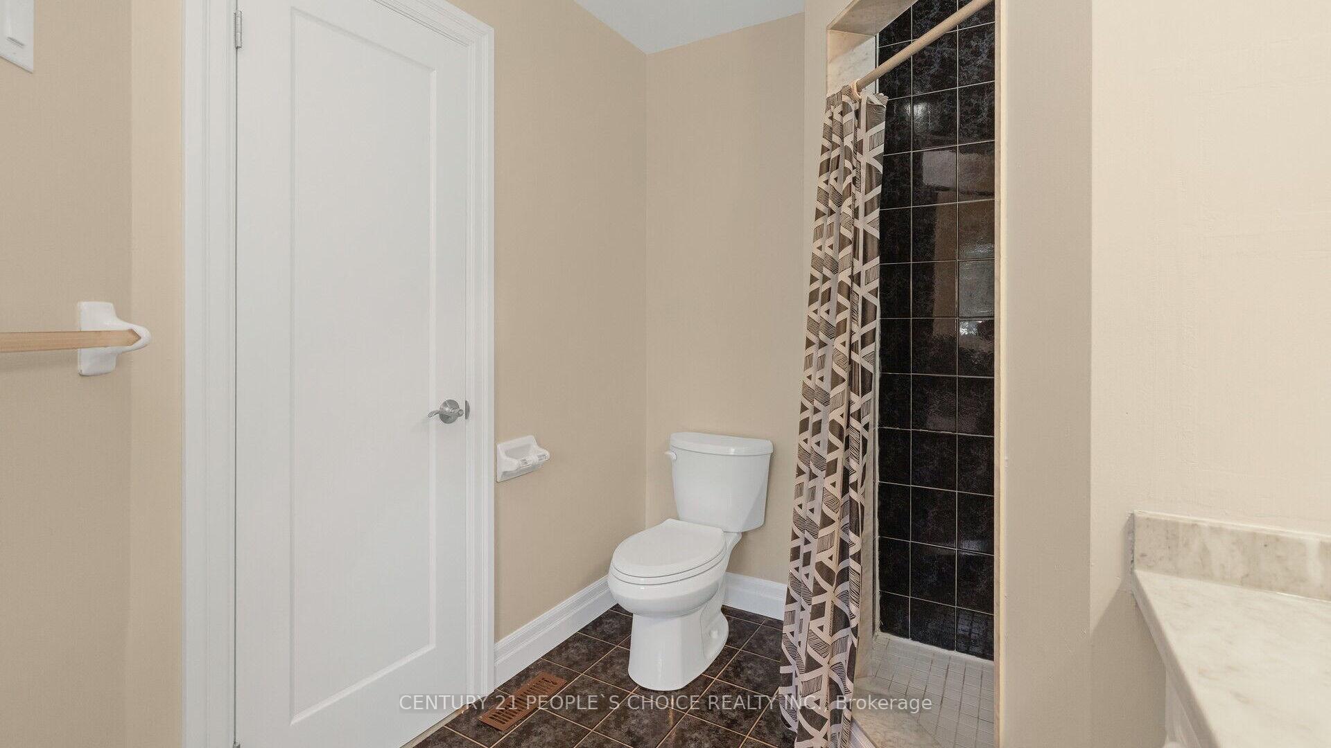 Photo 22 of 25 Willow Tree Street, Vaughan, Maple — HOMEH