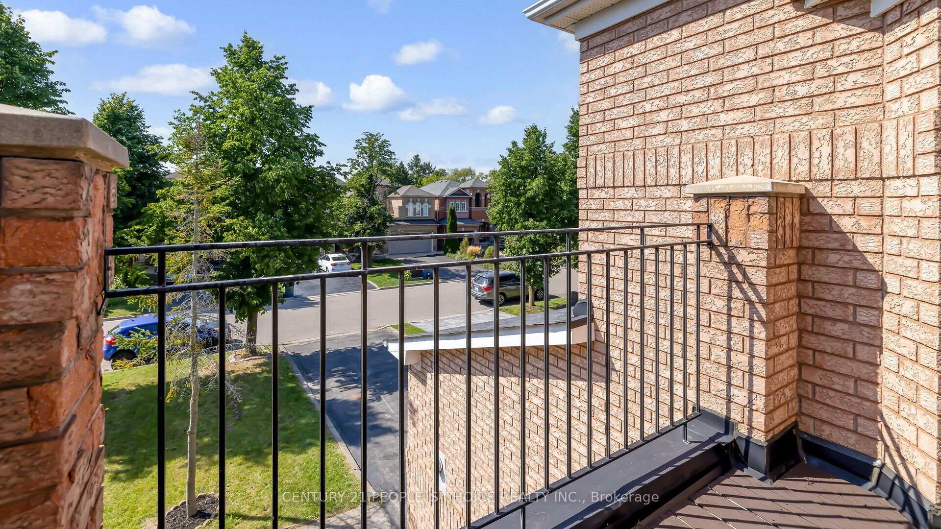 Photo 32 of 25 Willow Tree Street, Vaughan, Maple — HOMEH