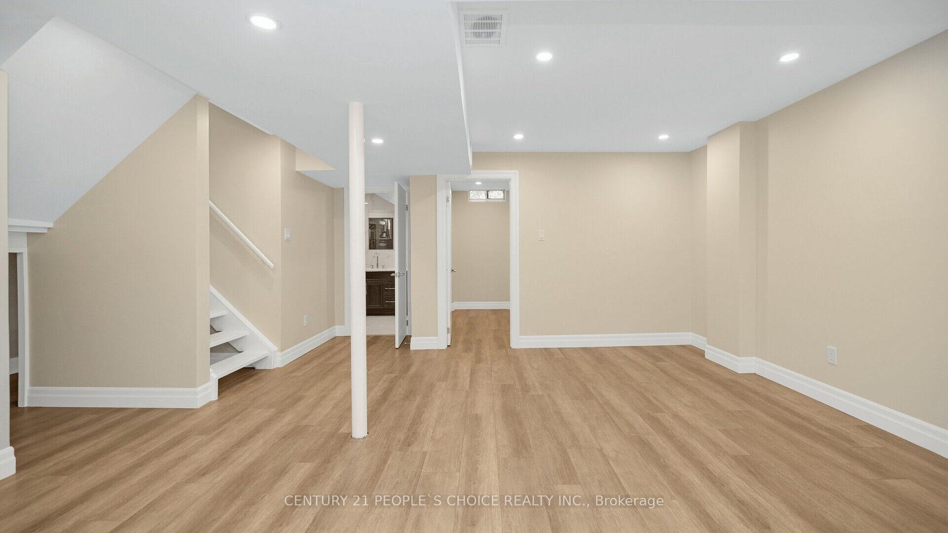 Photo 38 of 25 Willow Tree Street, Vaughan, Maple — HOMEH