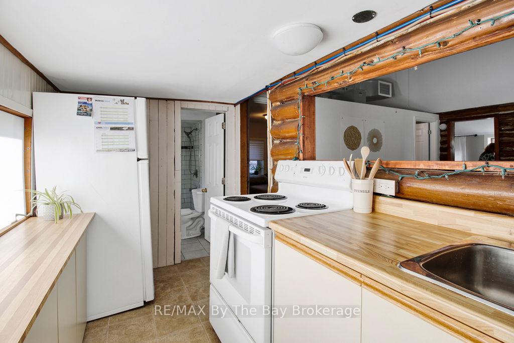 Photo 14 of 125 River Road E, Wasaga Beach — HOMEH