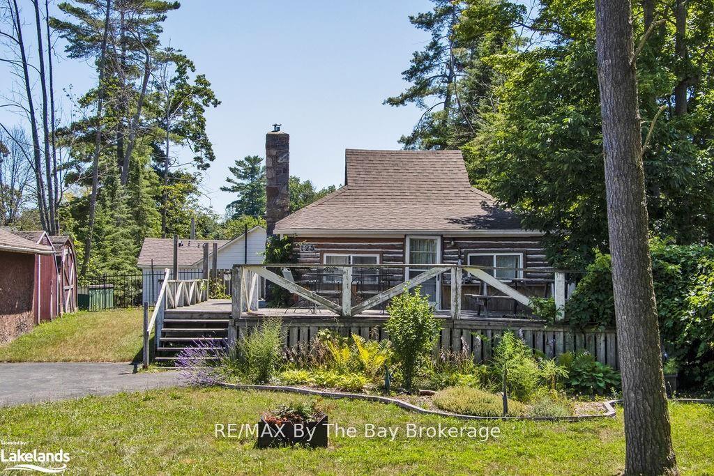 Photo 17 of 125 River Road E, Wasaga Beach — HOMEH