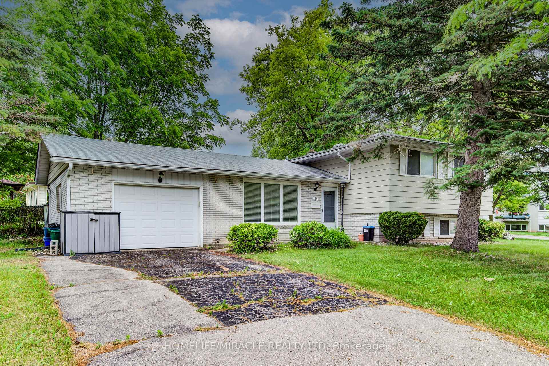 Photo 1 of 262 Northcrest Place, Waterloo — HOMEH