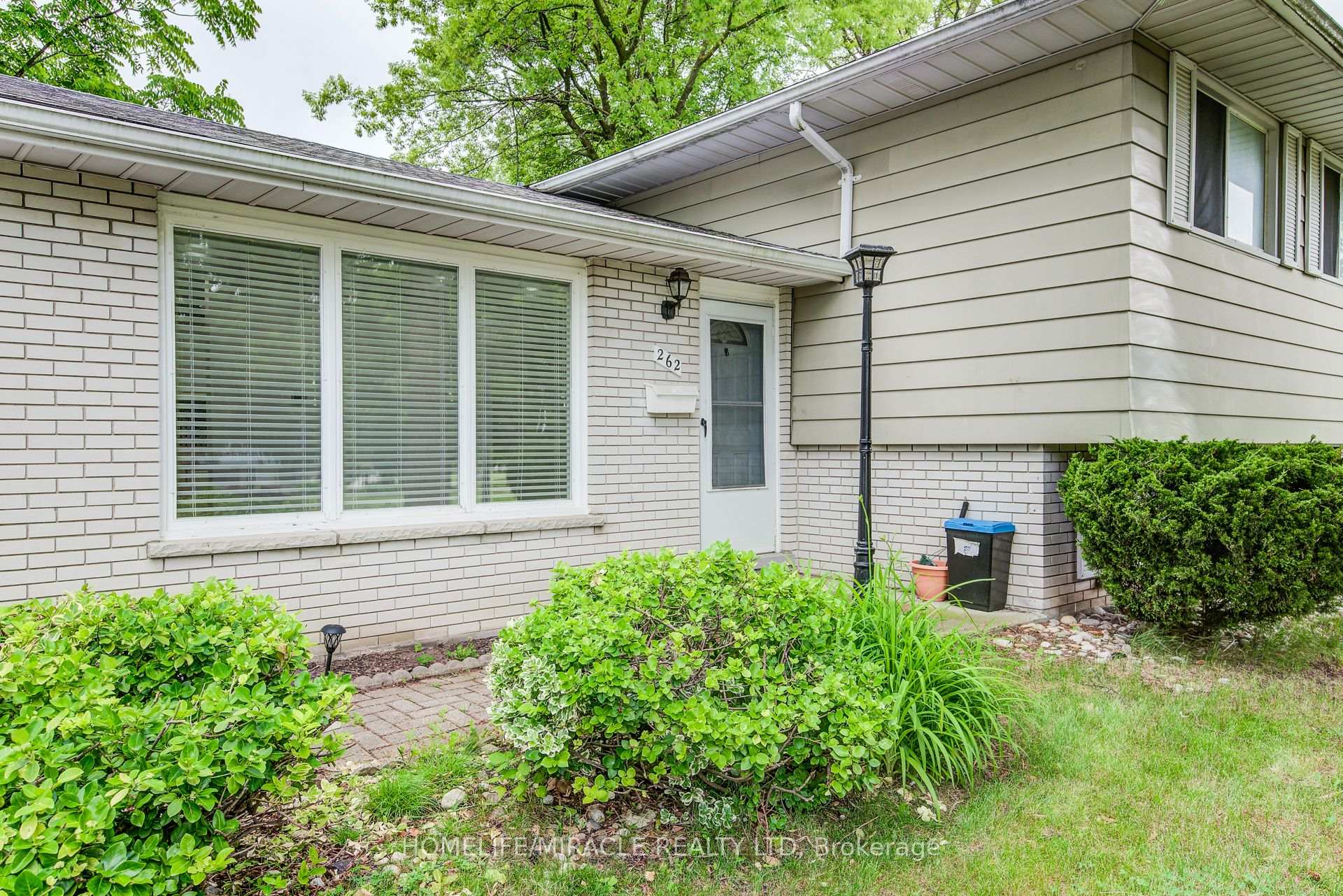 Photo 9 of 262 Northcrest Place, Waterloo — HOMEH