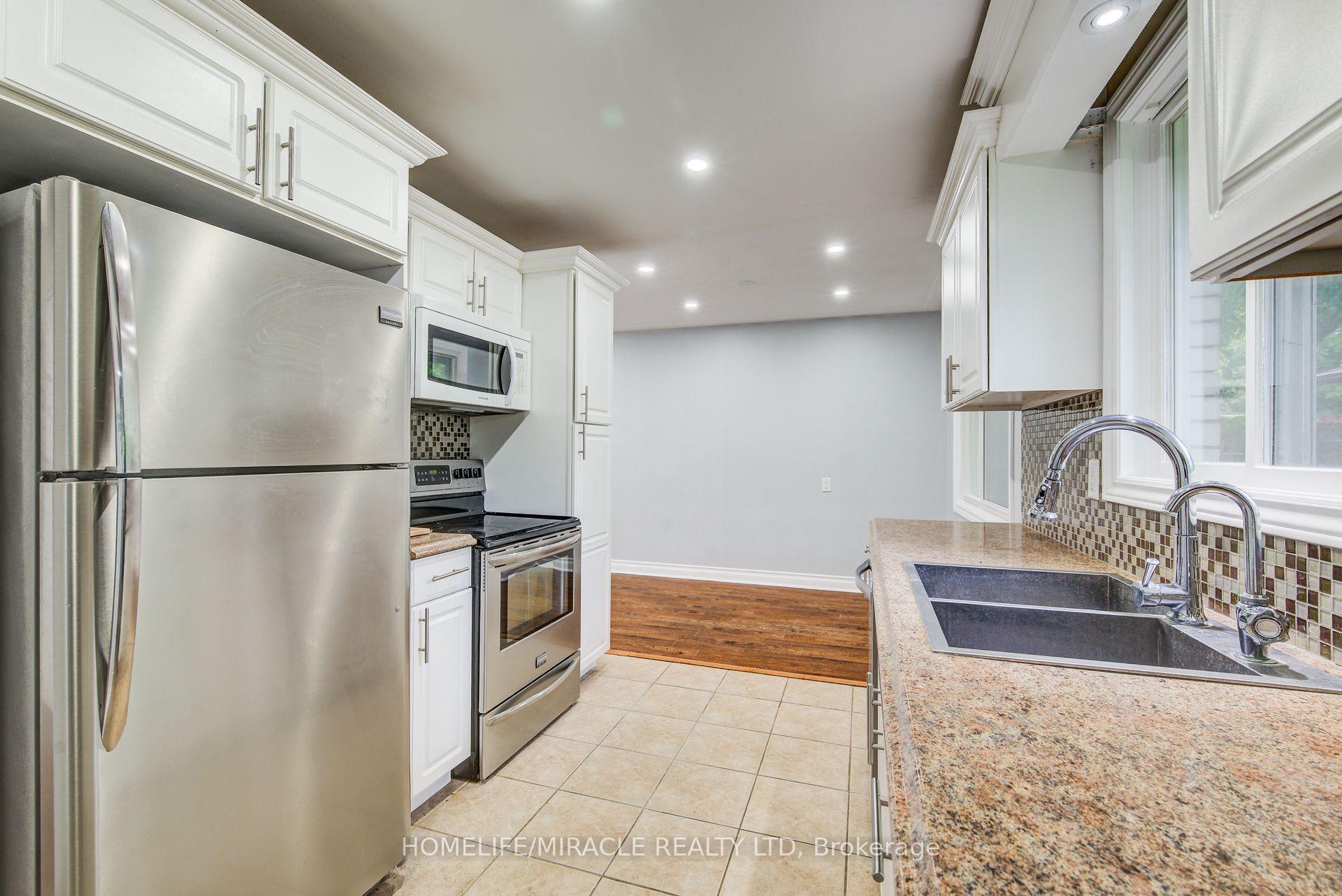Photo 24 of 262 Northcrest Place, Waterloo — HOMEH