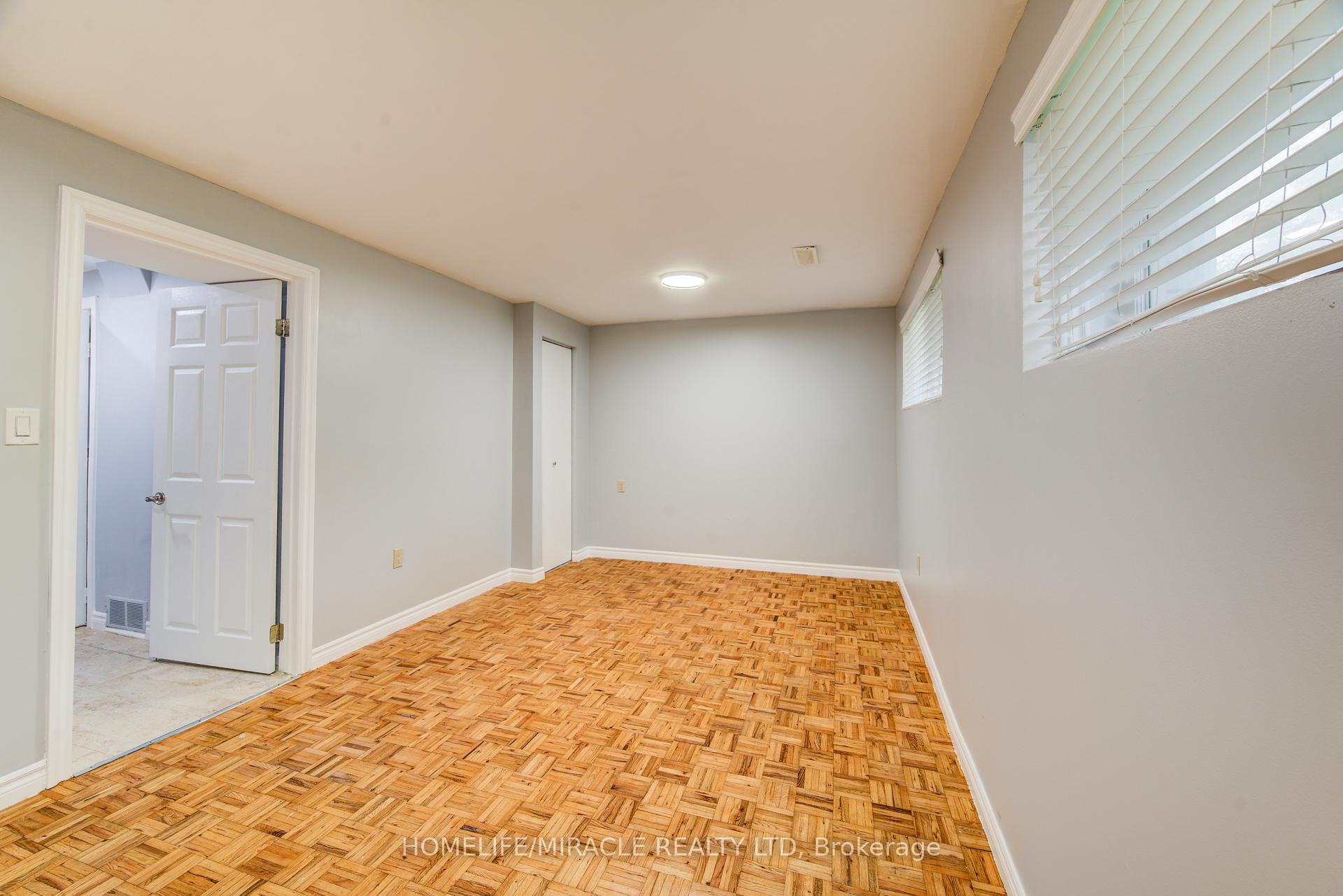 Photo 26 of 262 Northcrest Place, Waterloo — HOMEH