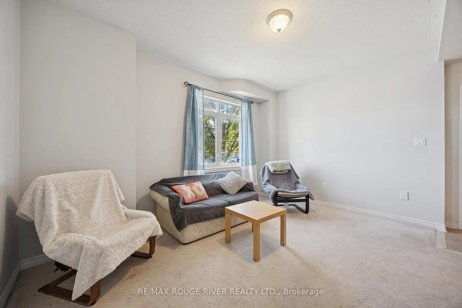 Photo 7 of 131 Kenneth Hobbs Avenue, Whitby, Pringle Creek — HOMEH