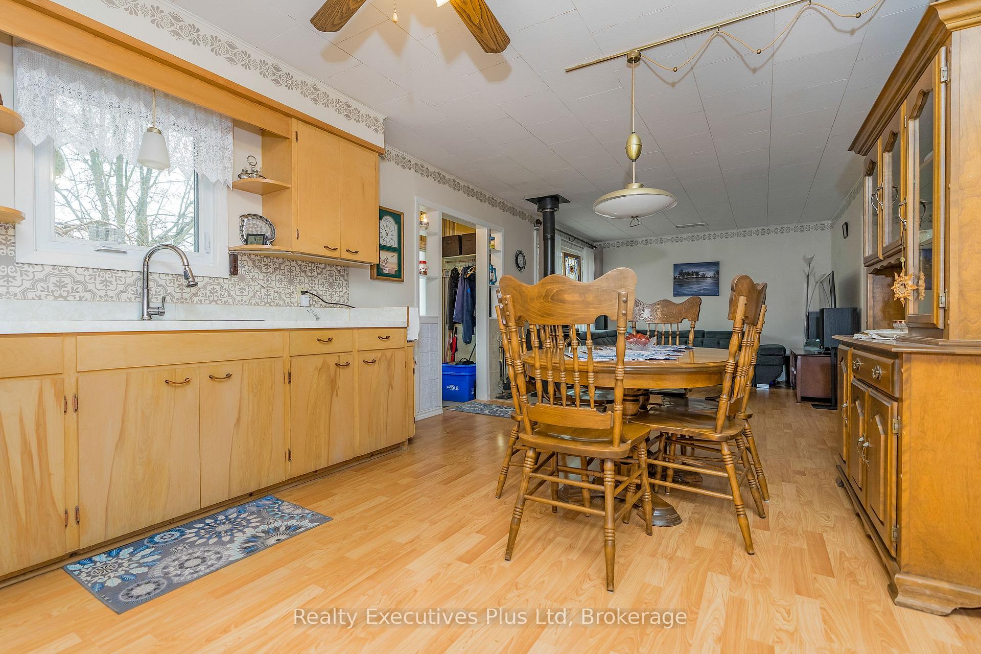 Photo 19 of 300 River Road E, Wasaga Beach — HOMEH