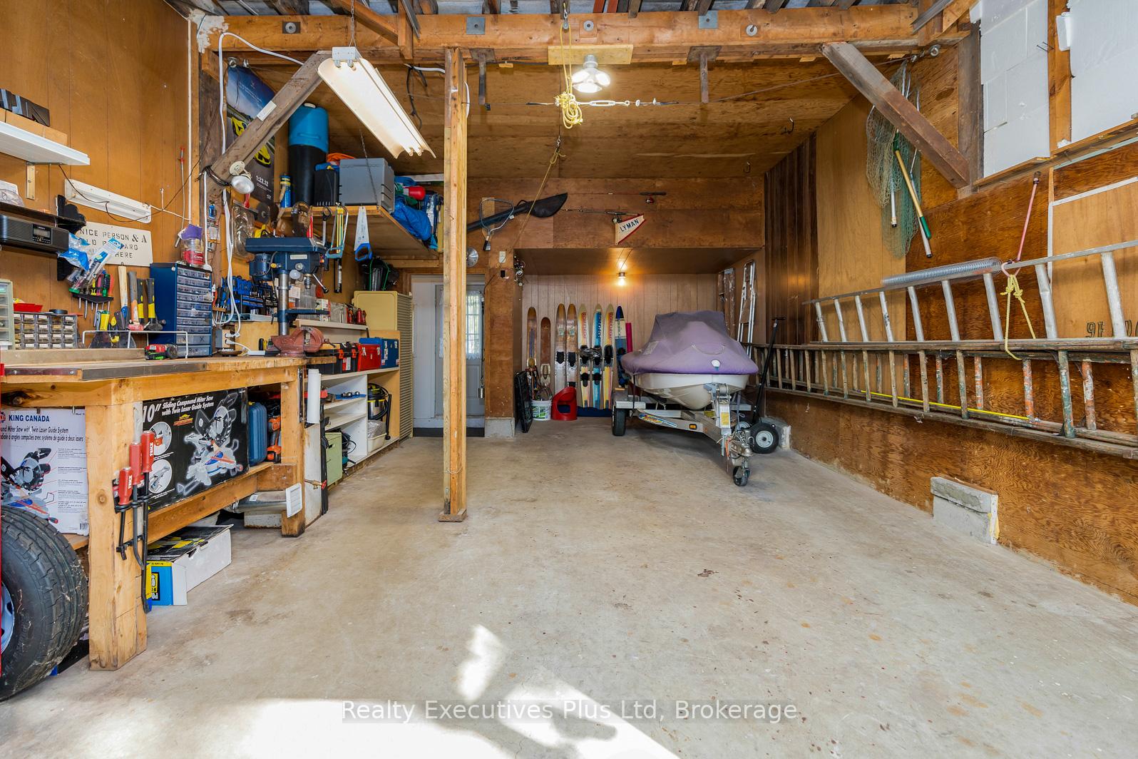 Photo 25 of 300 River Road E, Wasaga Beach — HOMEH
