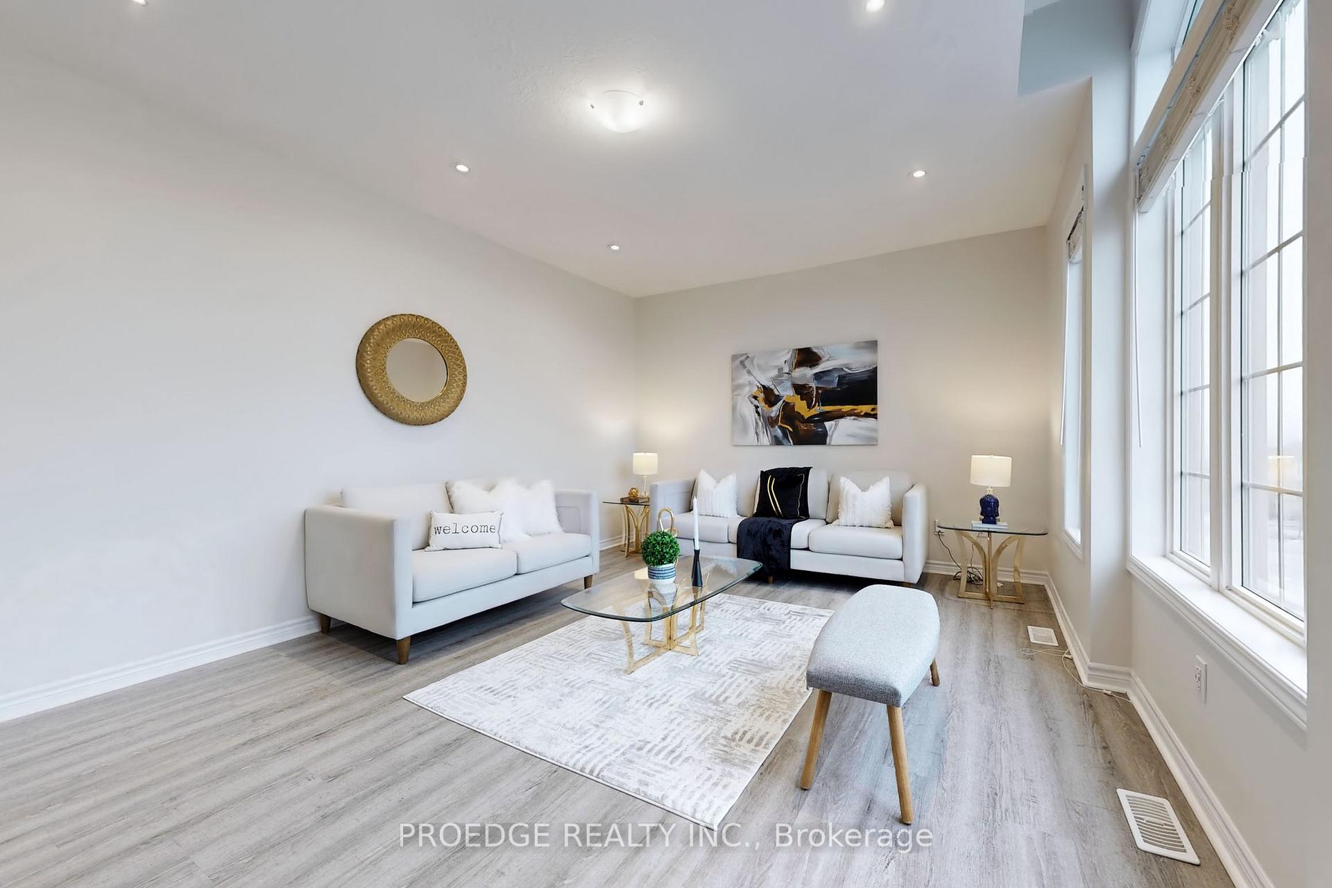 Photo 22 of 361 Beechdrops Drive, Waterloo, Vista Hills — HOMEH