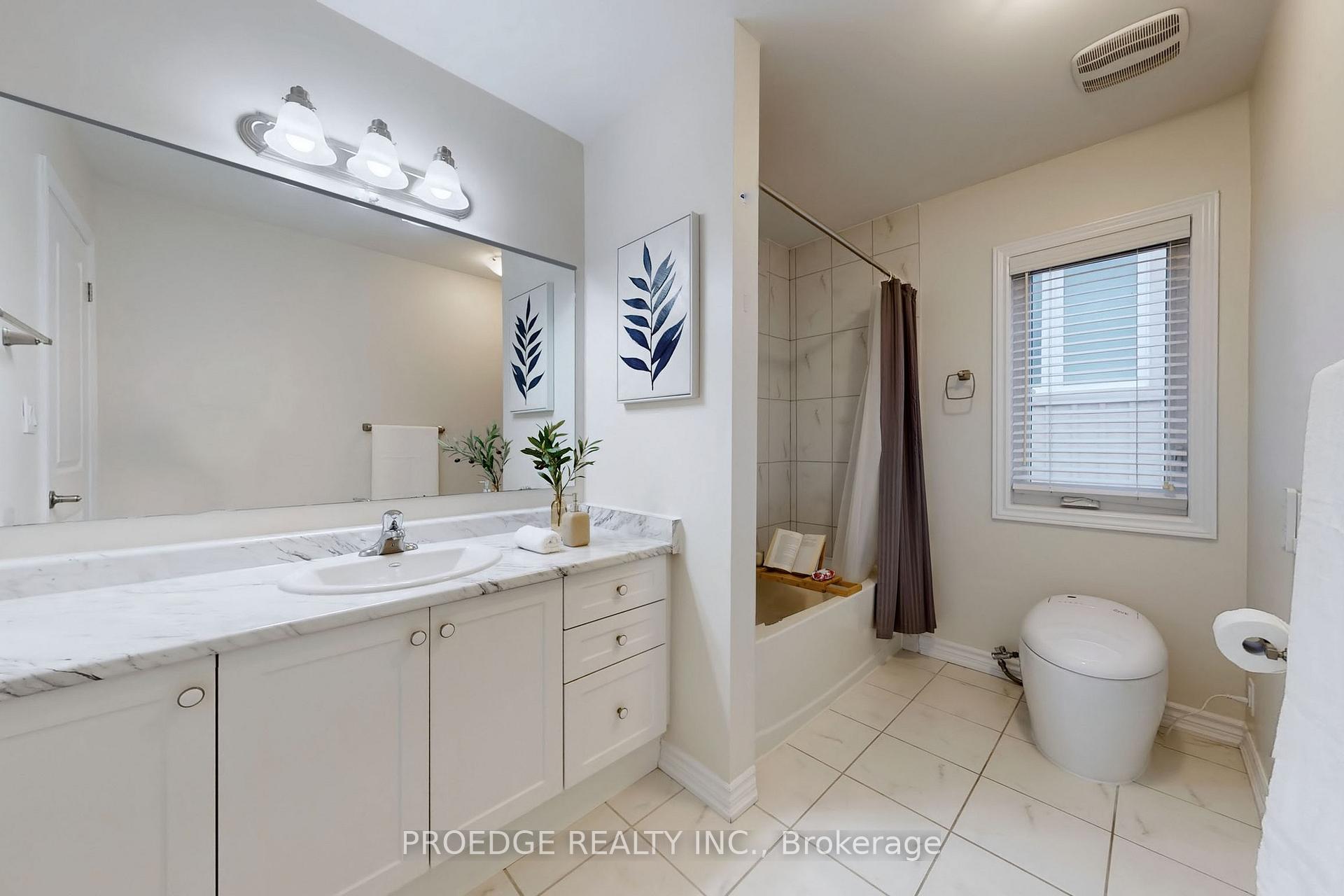 Photo 37 of 361 Beechdrops Drive, Waterloo, Vista Hills — HOMEH