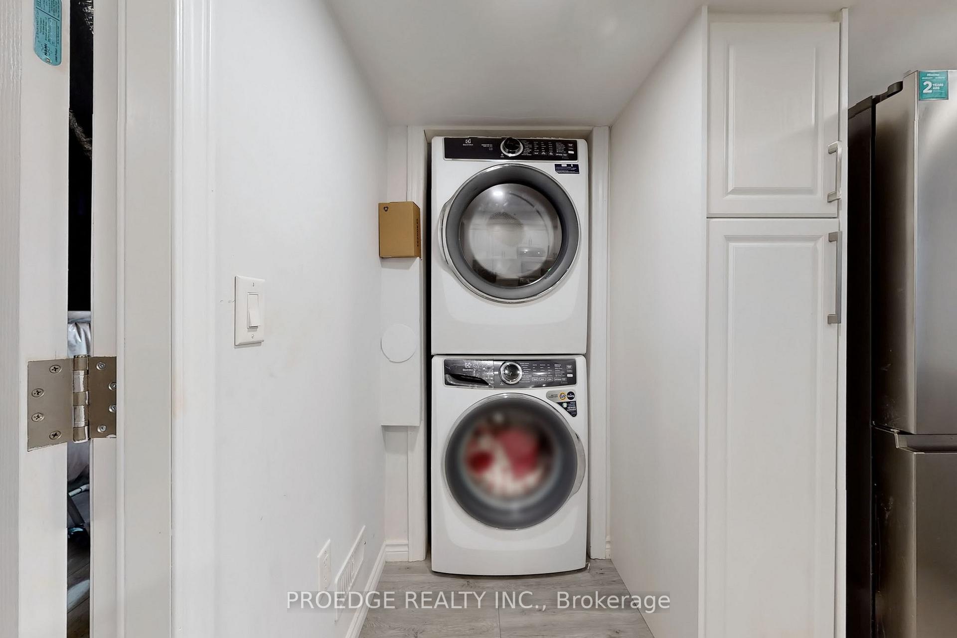 Photo 46 of 361 Beechdrops Drive, Waterloo, Vista Hills — HOMEH