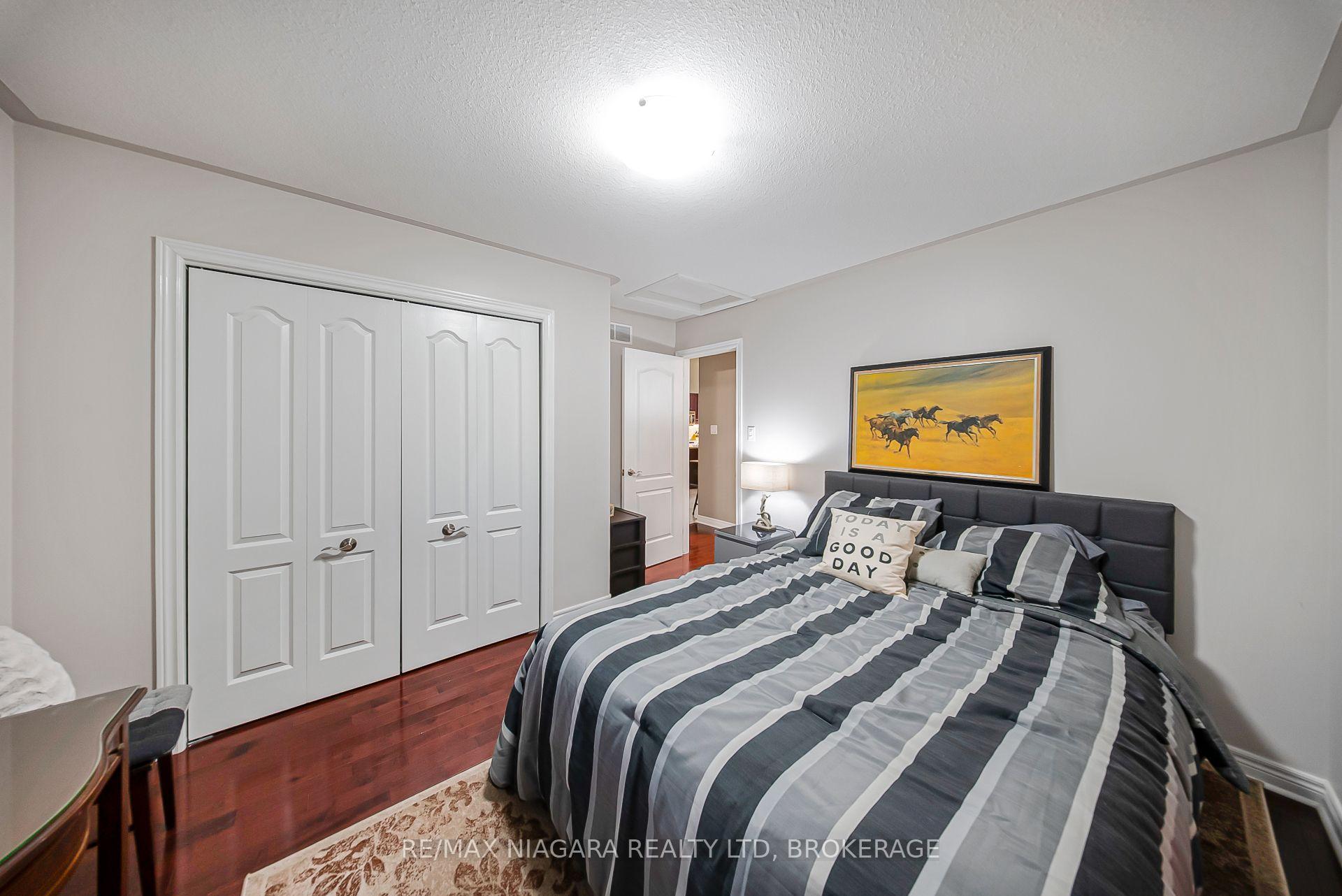 Photo 3 of 229 Wellbrook Boulevard, Welland, Prince Charles — HOMEH