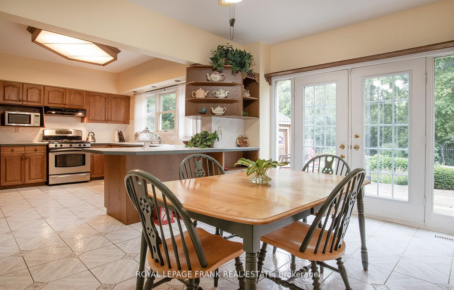 Photo 9 of 61 Allayden Drive, Whitby, Lynde Creek — HOMEH