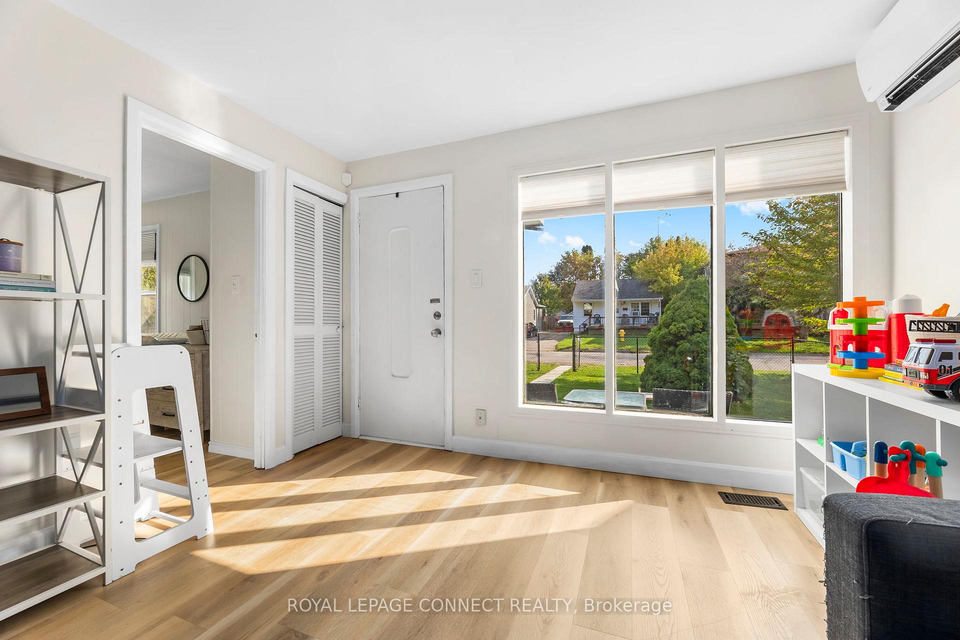 Photo 11 of 36 Tudor Avenue, Ajax, Central — HOMEH