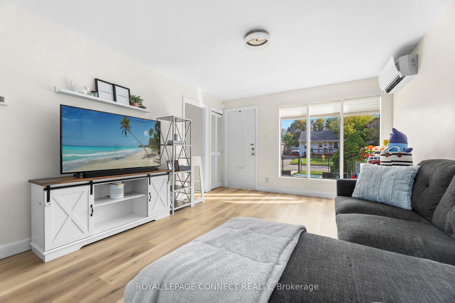 Photo 13 of 36 Tudor Avenue, Ajax, Central — HOMEH