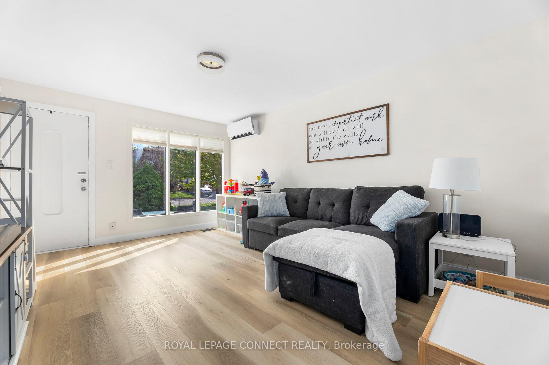 Photo 20 of 36 Tudor Avenue, Ajax, Central — HOMEH