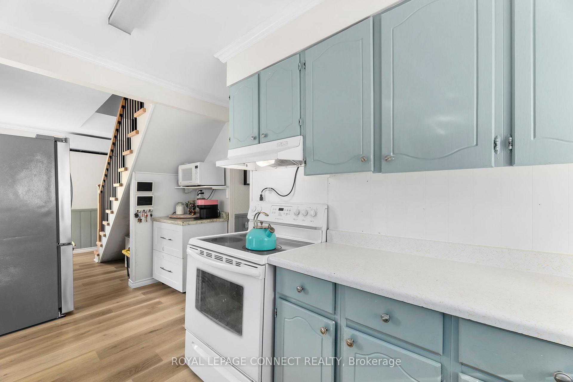 Photo 22 of 36 Tudor Avenue, Ajax, Central — HOMEH