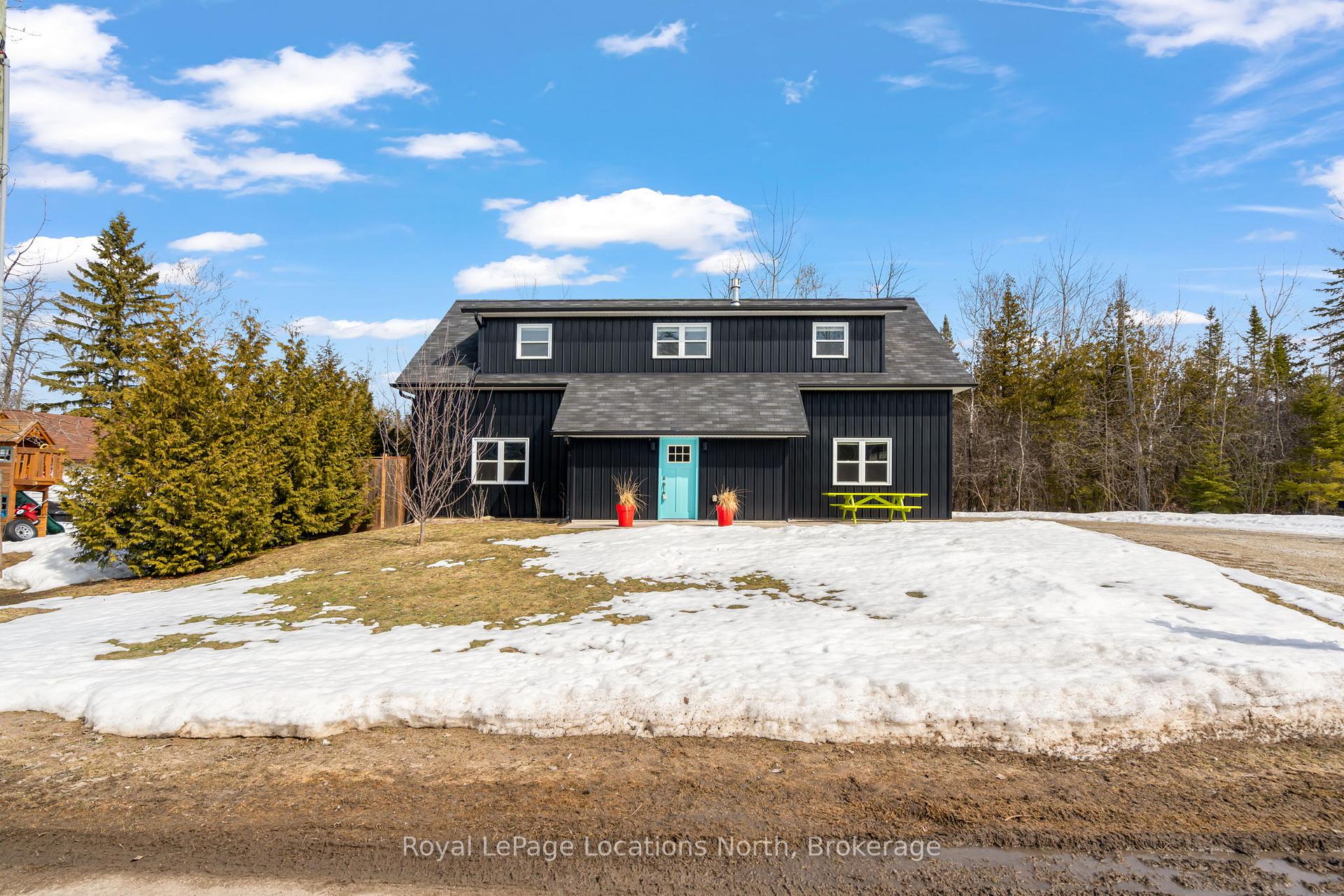Photo 1 of 10 Constance Boulevard, Wasaga Beach — HOMEH