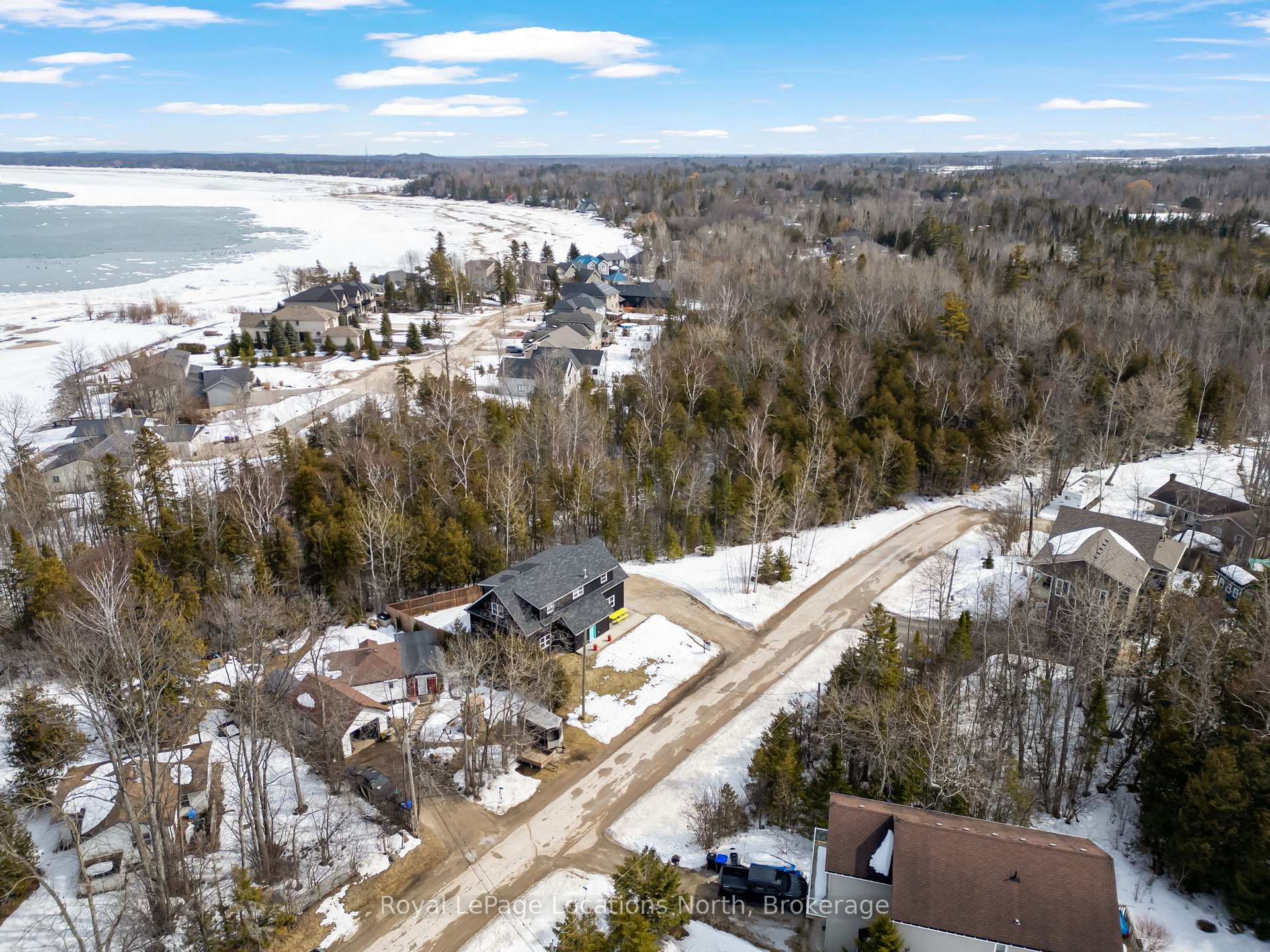 Photo 22 of 10 Constance Boulevard, Wasaga Beach — HOMEH