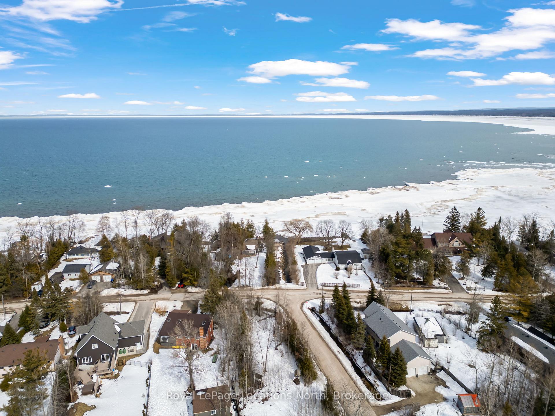 Photo 26 of 10 Constance Boulevard, Wasaga Beach — HOMEH