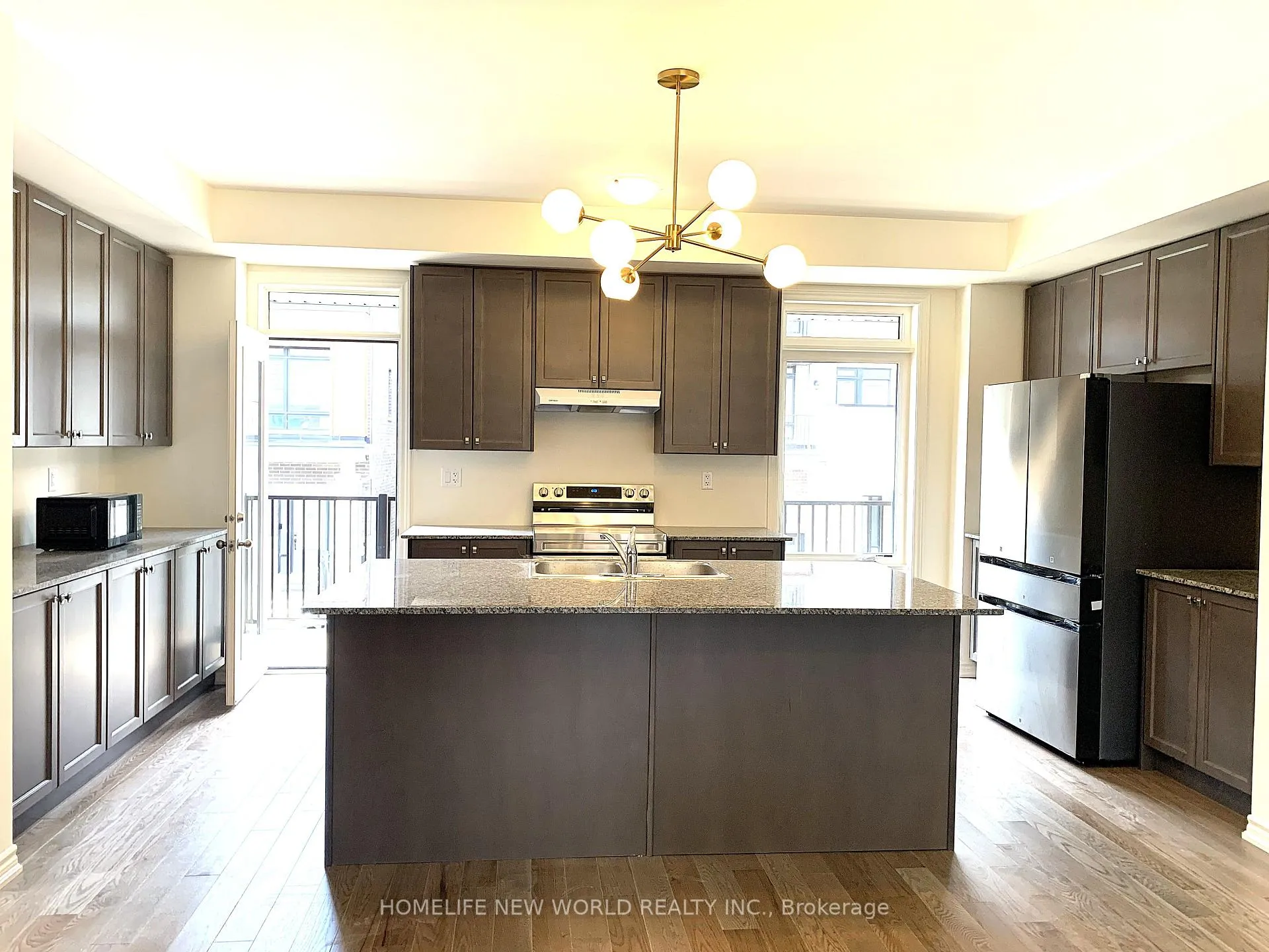 Photo 10 of 522 Danks Ridge Drive, Ajax, South East — HOMEH