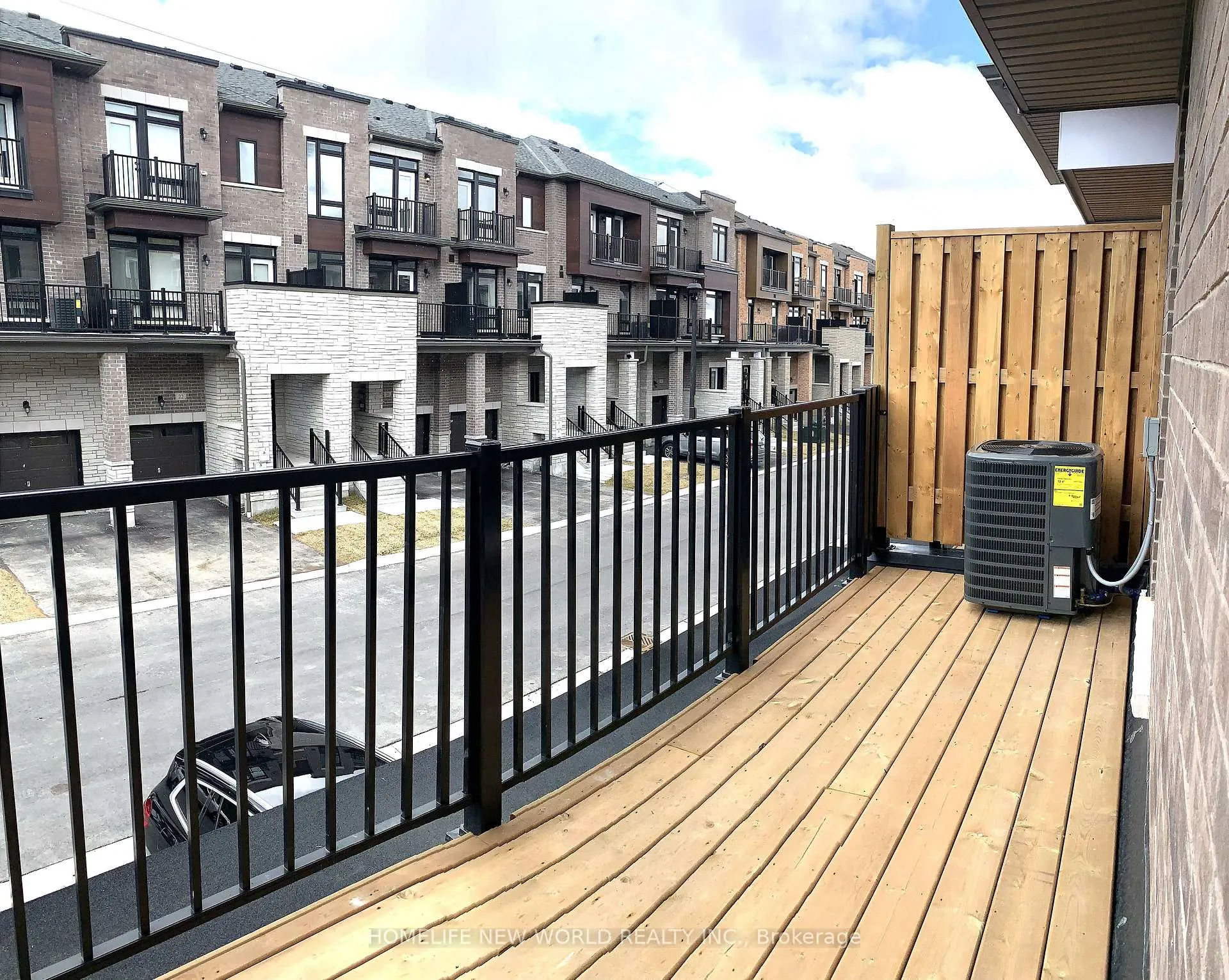 Photo 14 of 522 Danks Ridge Drive, Ajax, South East — HOMEH