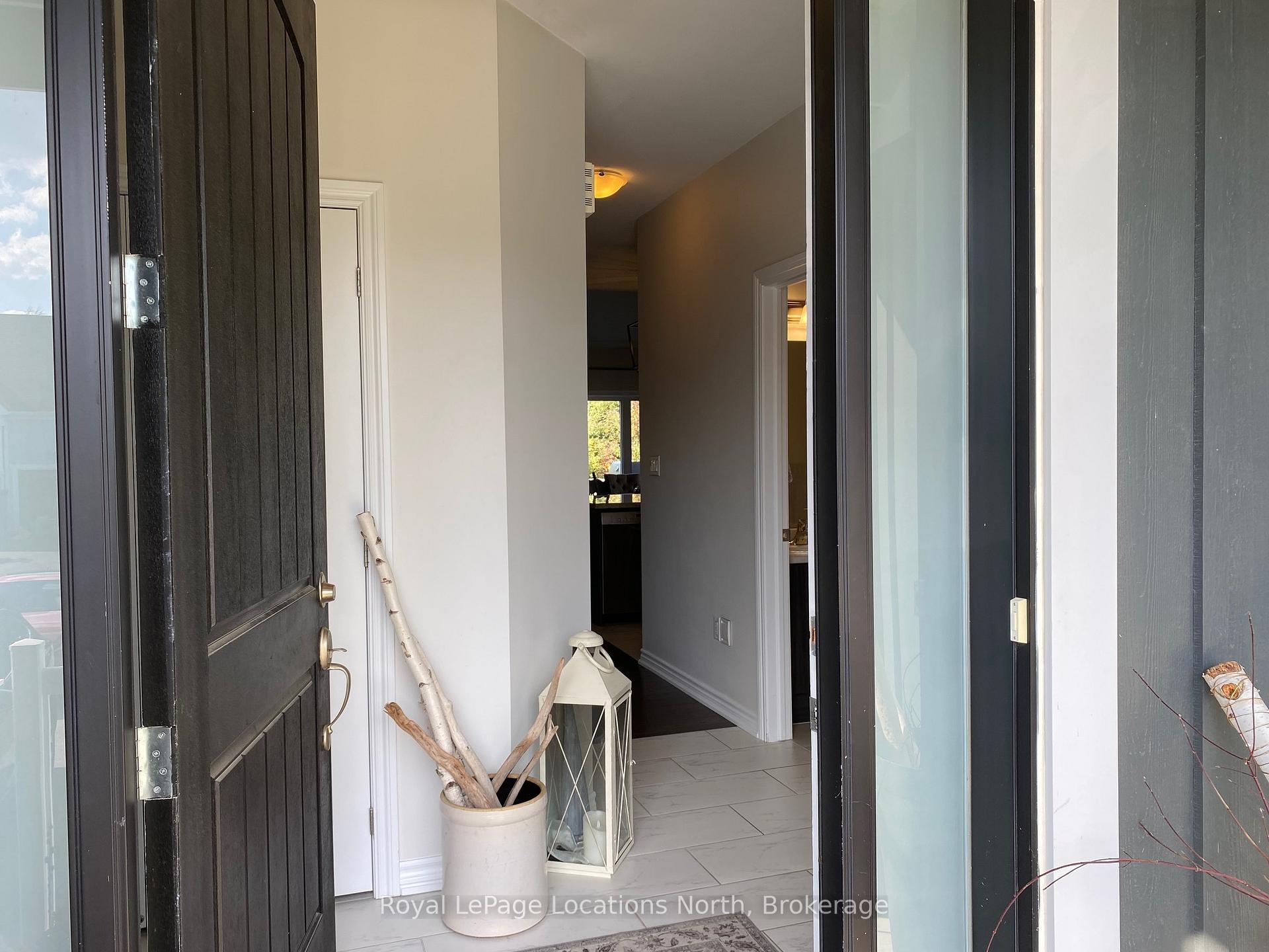 Photo 2 of 119 Crestview Court, Blue Mountains — HOMEH