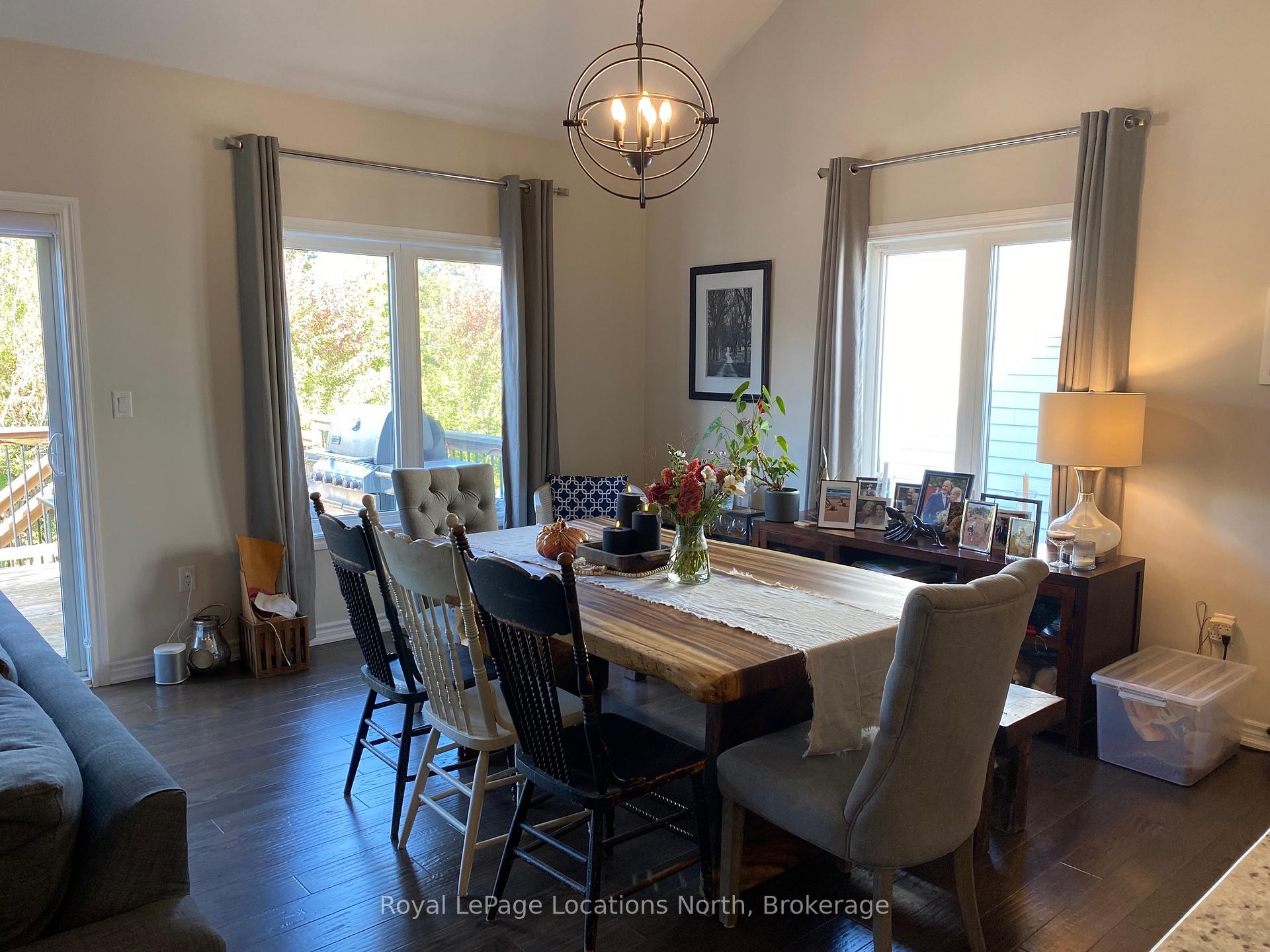 Photo 7 of 119 Crestview Court, Blue Mountains — HOMEH