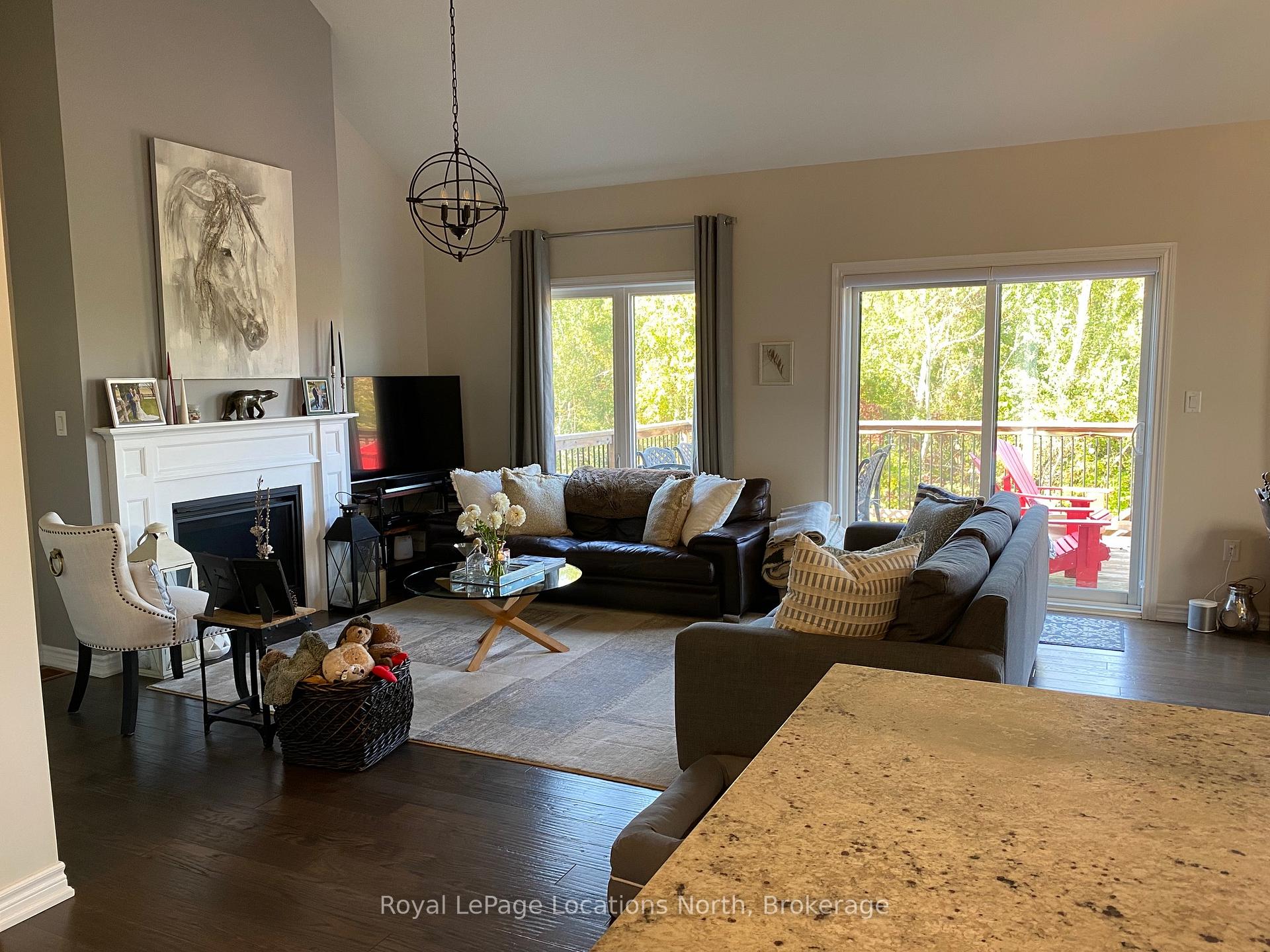 Photo 12 of 119 Crestview Court, Blue Mountains — HOMEH