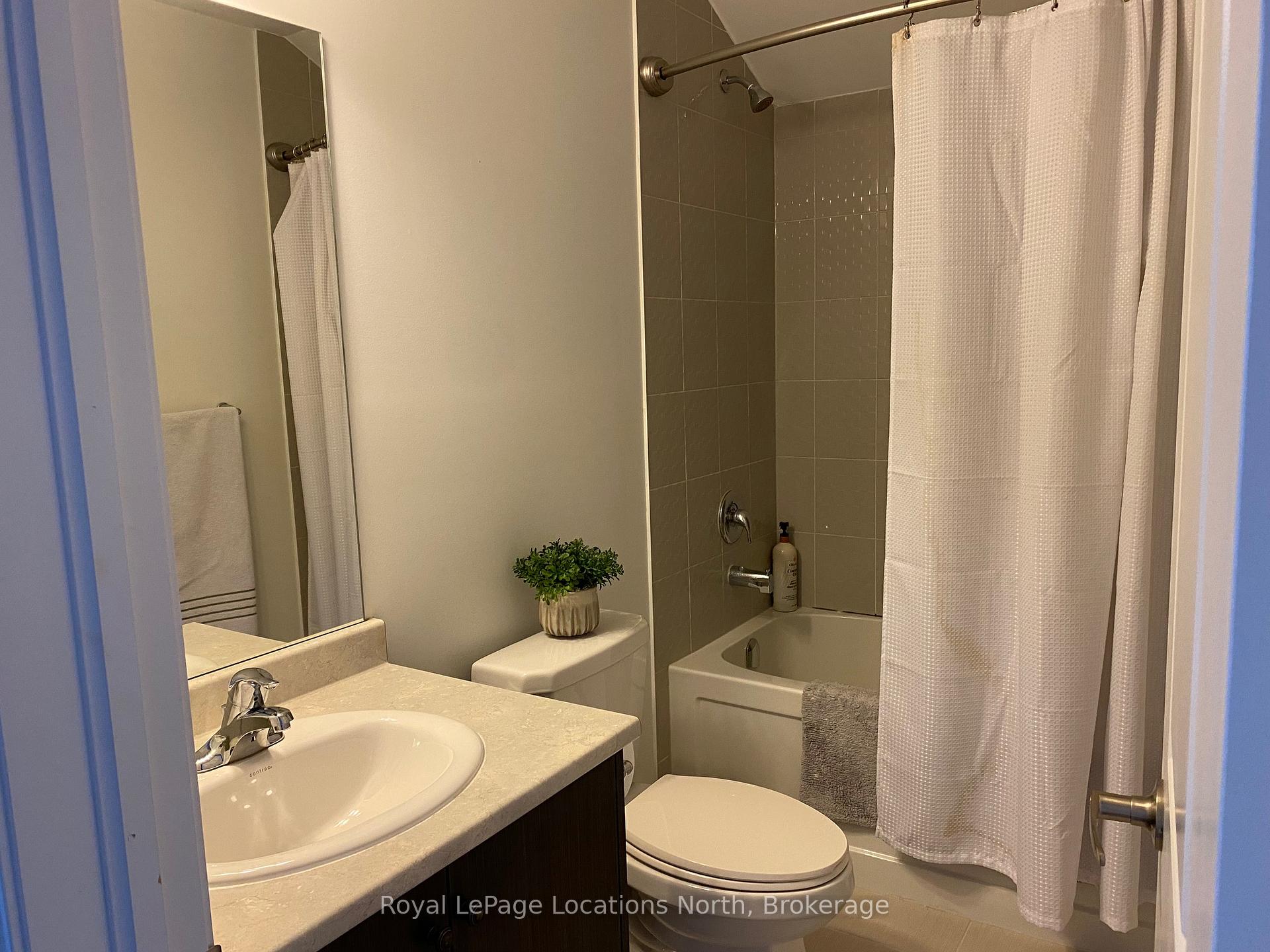 Photo 16 of 119 Crestview Court, Blue Mountains — HOMEH