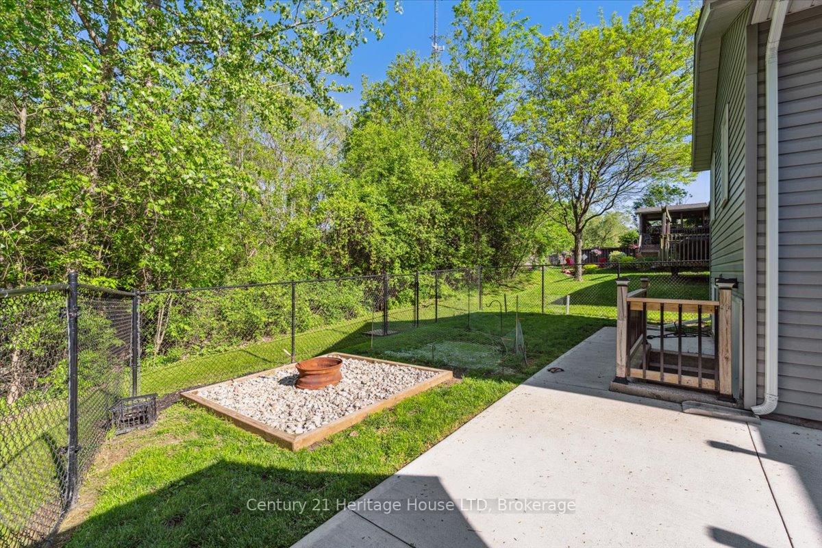 Photo 33 of 253 St Lawrence Drive, Welland, N. Welland — HOMEH