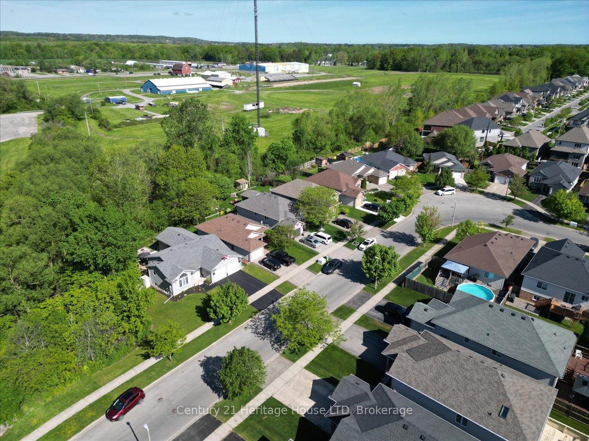 Photo 41 of 253 St Lawrence Drive, Welland, N. Welland — HOMEH