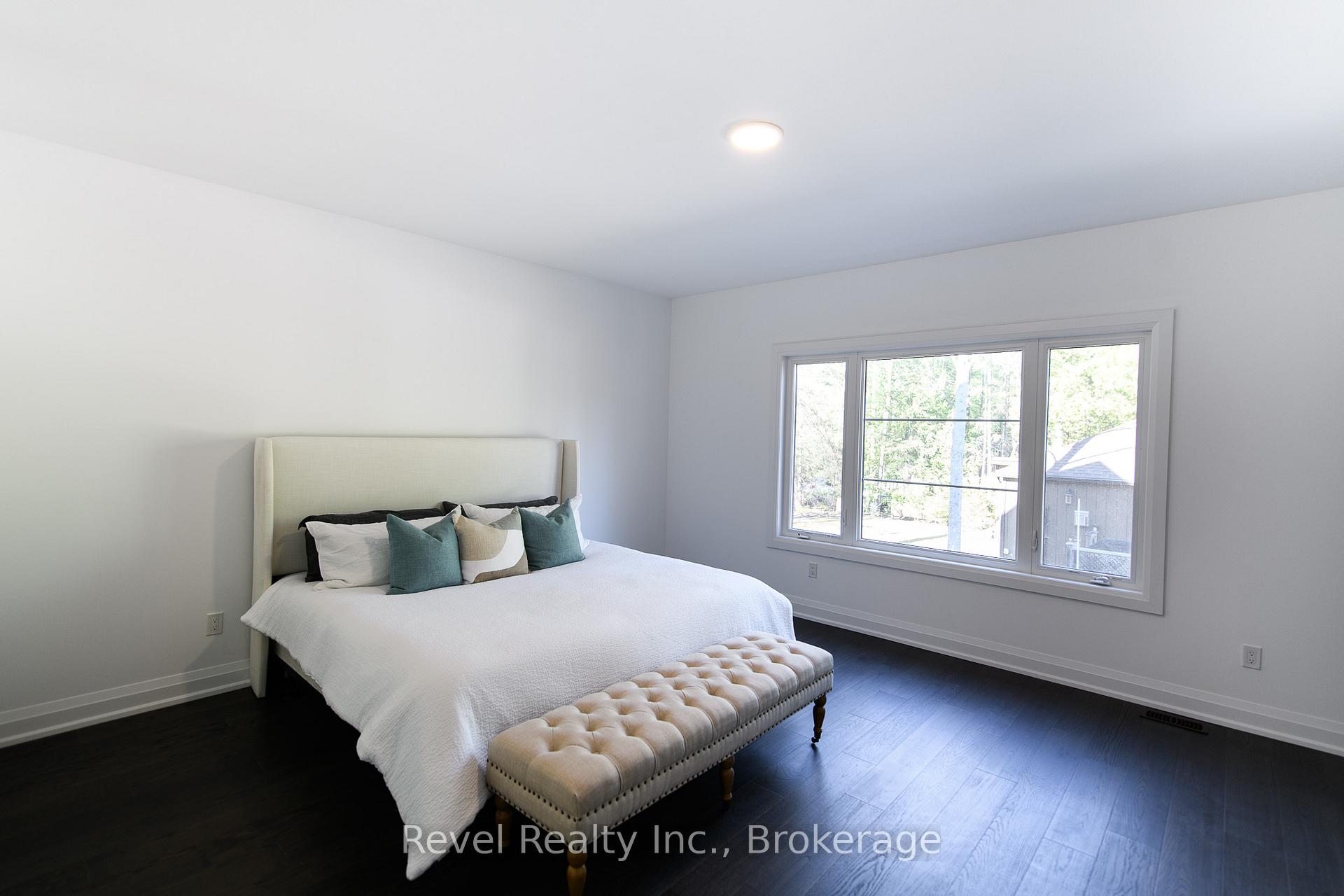 Photo 6 of 75 49TH Street S, Wasaga Beach — HOMEH