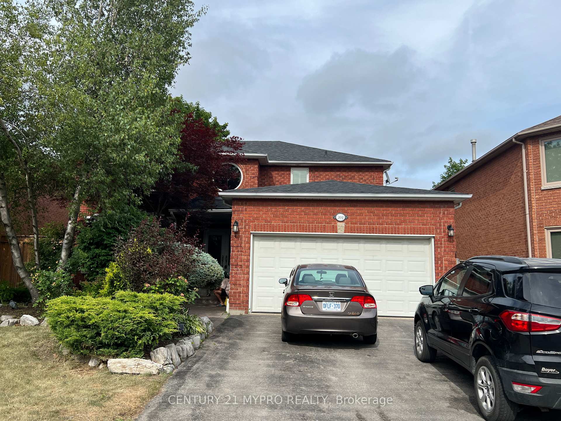 Photo 1 of 391 Greenock Drive, Vaughan, Maple — HOMEH