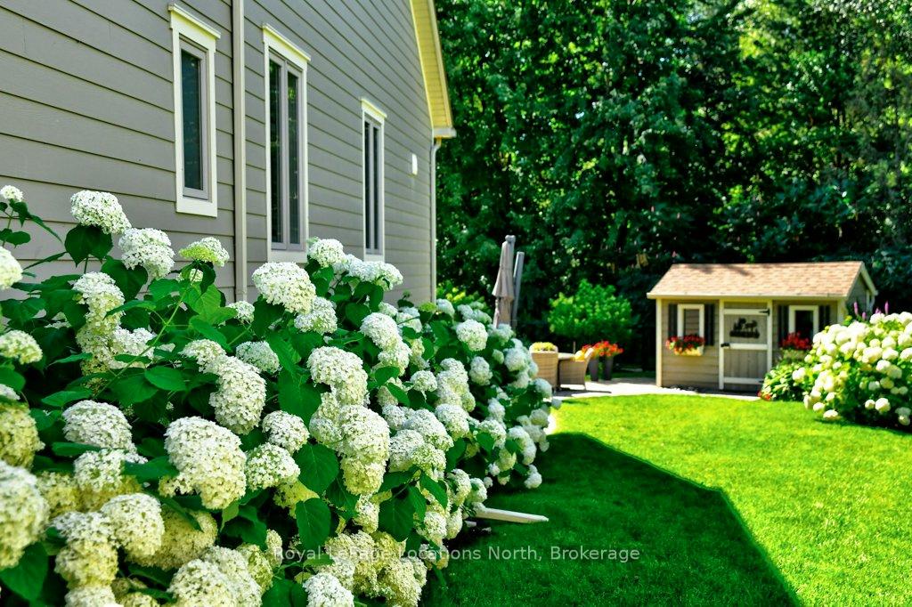 Photo 37 of 93 Sandy Coast Crescent, Wasaga Beach — HOMEH