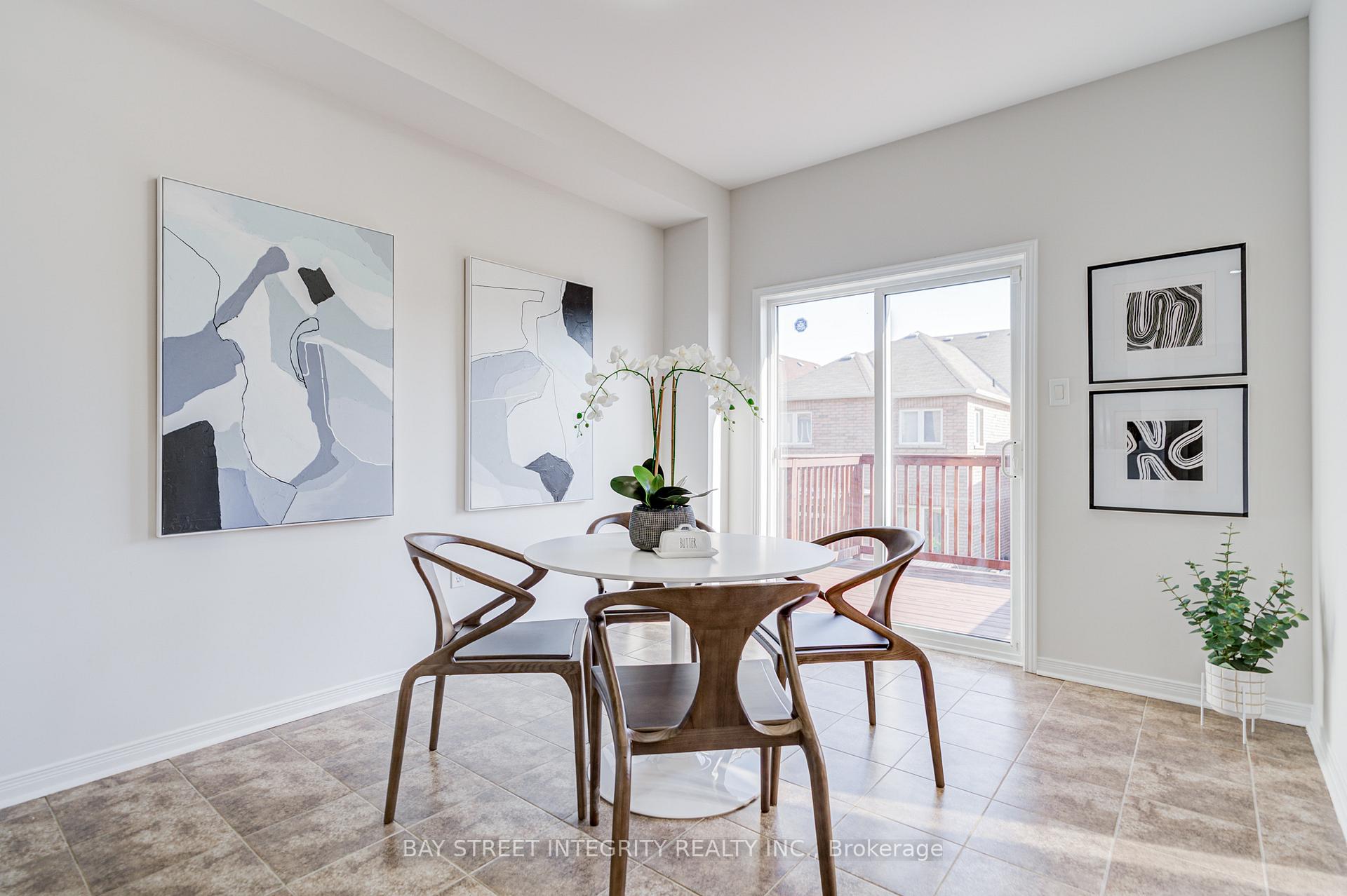 Photo 15 of 108 Catalpa Crescent, Vaughan, Patterson — HOMEH