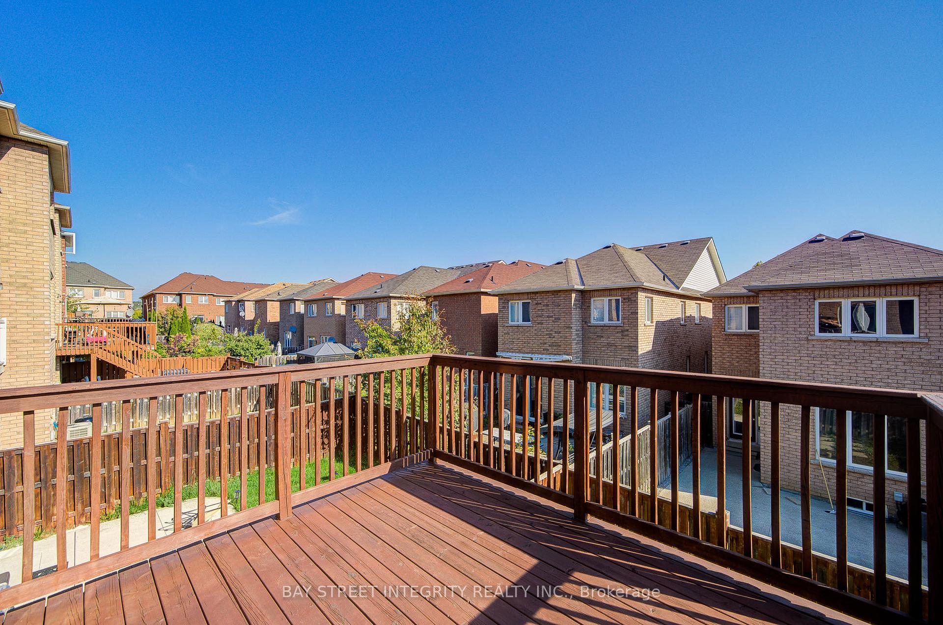 Photo 16 of 108 Catalpa Crescent, Vaughan, Patterson — HOMEH