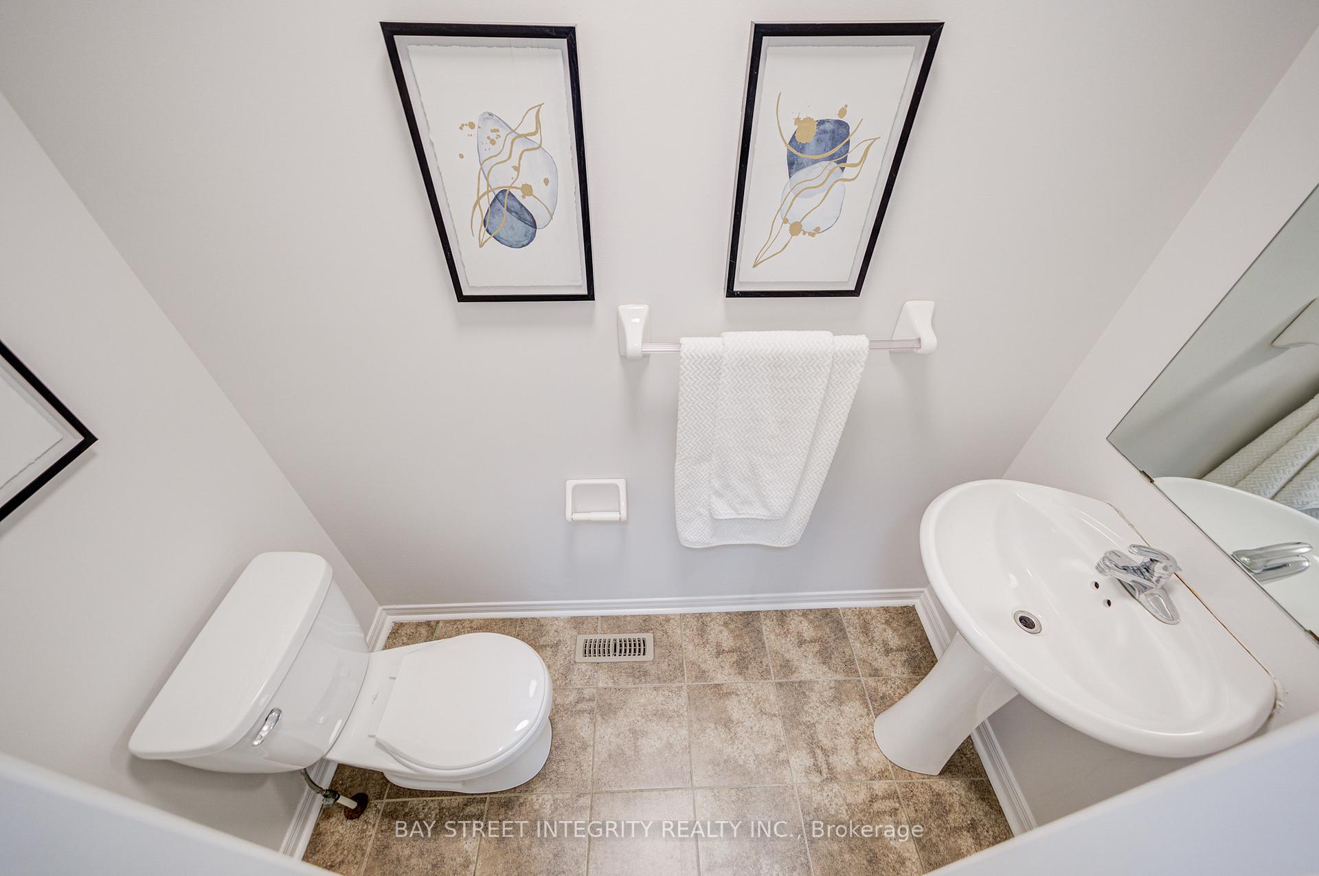 Photo 19 of 108 Catalpa Crescent, Vaughan, Patterson — HOMEH