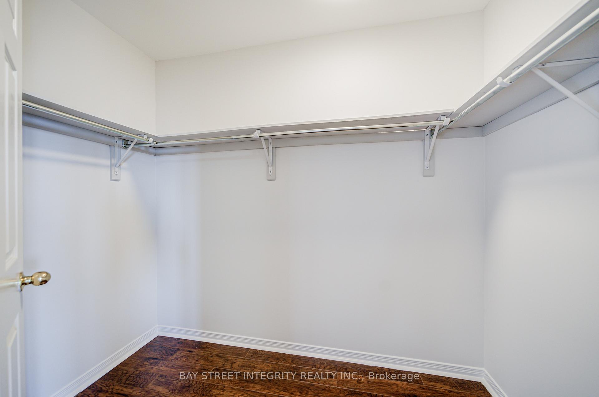 Photo 32 of 108 Catalpa Crescent, Vaughan, Patterson — HOMEH