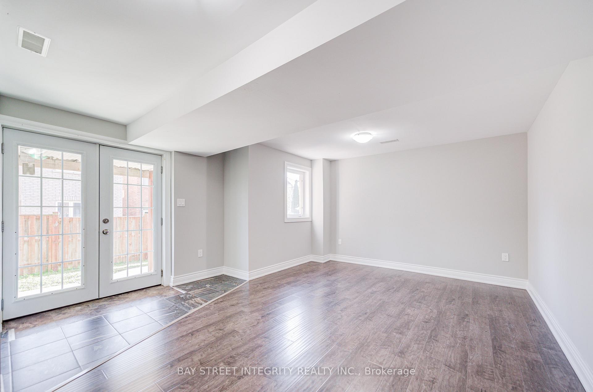 Photo 42 of 108 Catalpa Crescent, Vaughan, Patterson — HOMEH