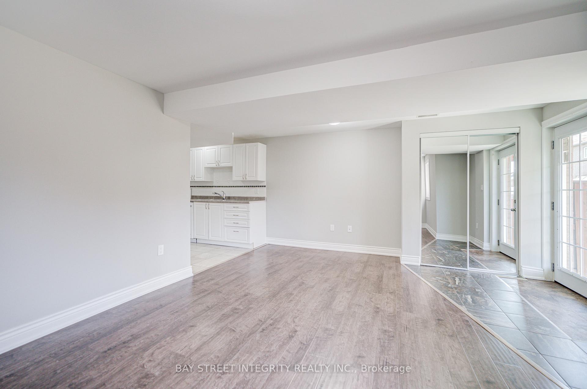 Photo 43 of 108 Catalpa Crescent, Vaughan, Patterson — HOMEH