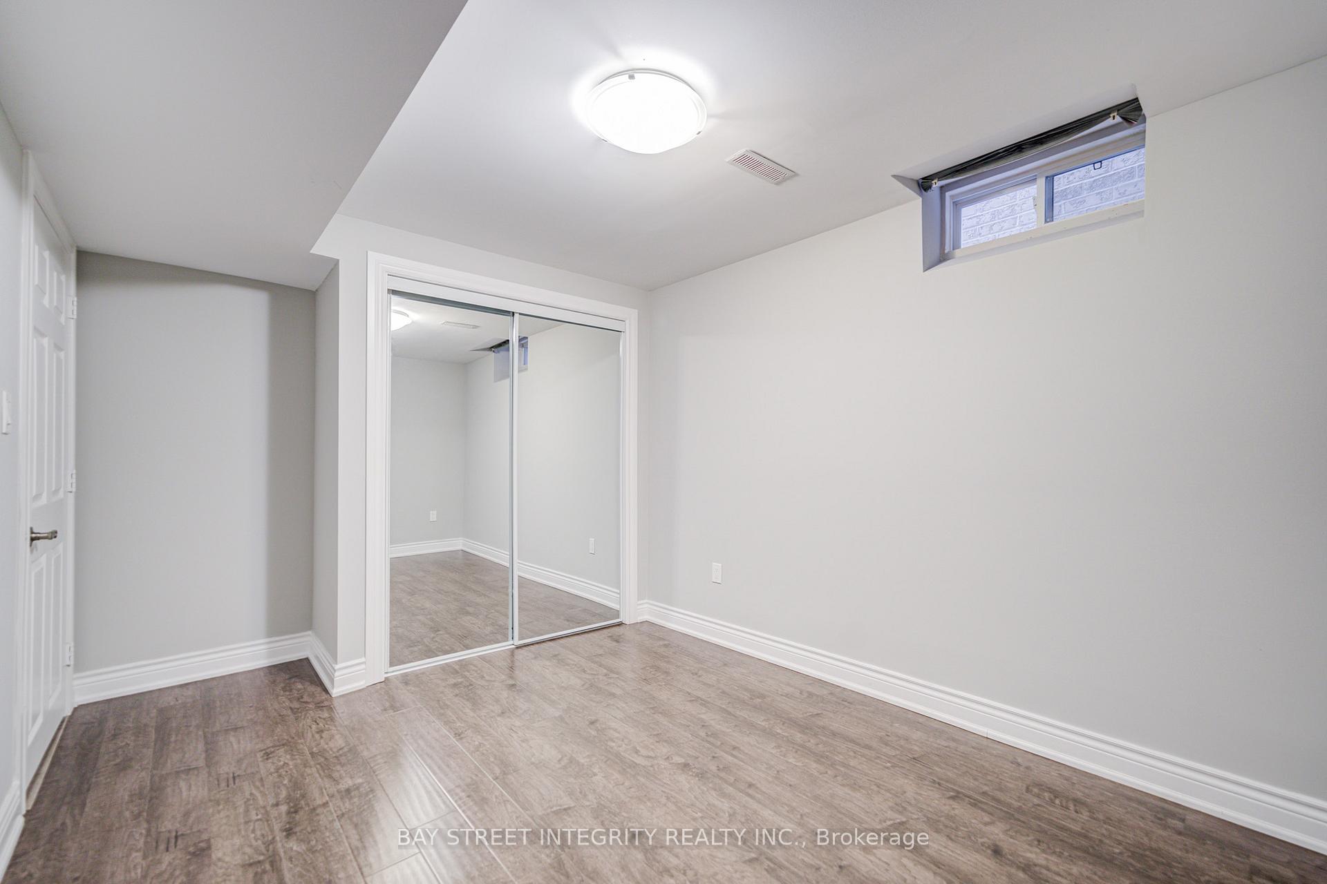 Photo 45 of 108 Catalpa Crescent, Vaughan, Patterson — HOMEH