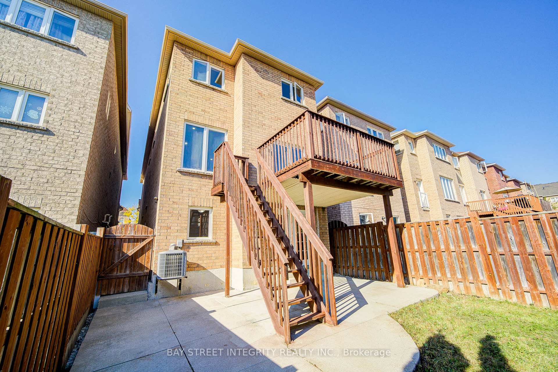 Photo 47 of 108 Catalpa Crescent, Vaughan, Patterson — HOMEH