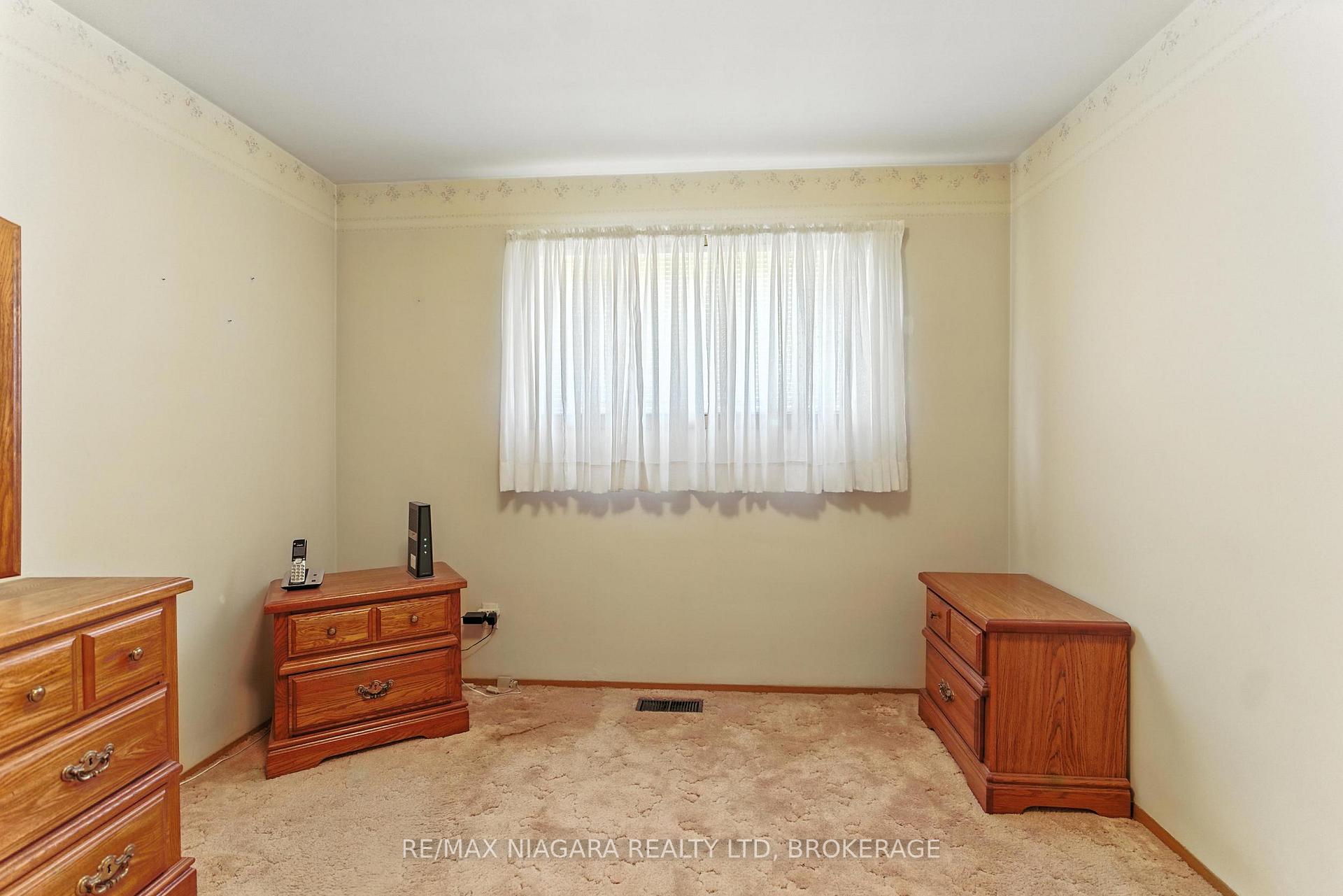 Photo 16 of 107 Harrison Avenue, Welland, Lincoln/Crowland — HOMEH