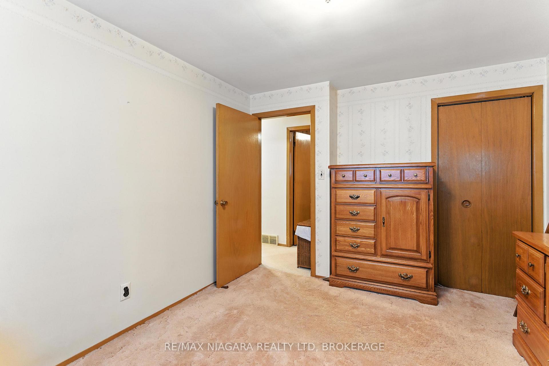 Photo 17 of 107 Harrison Avenue, Welland, Lincoln/Crowland — HOMEH
