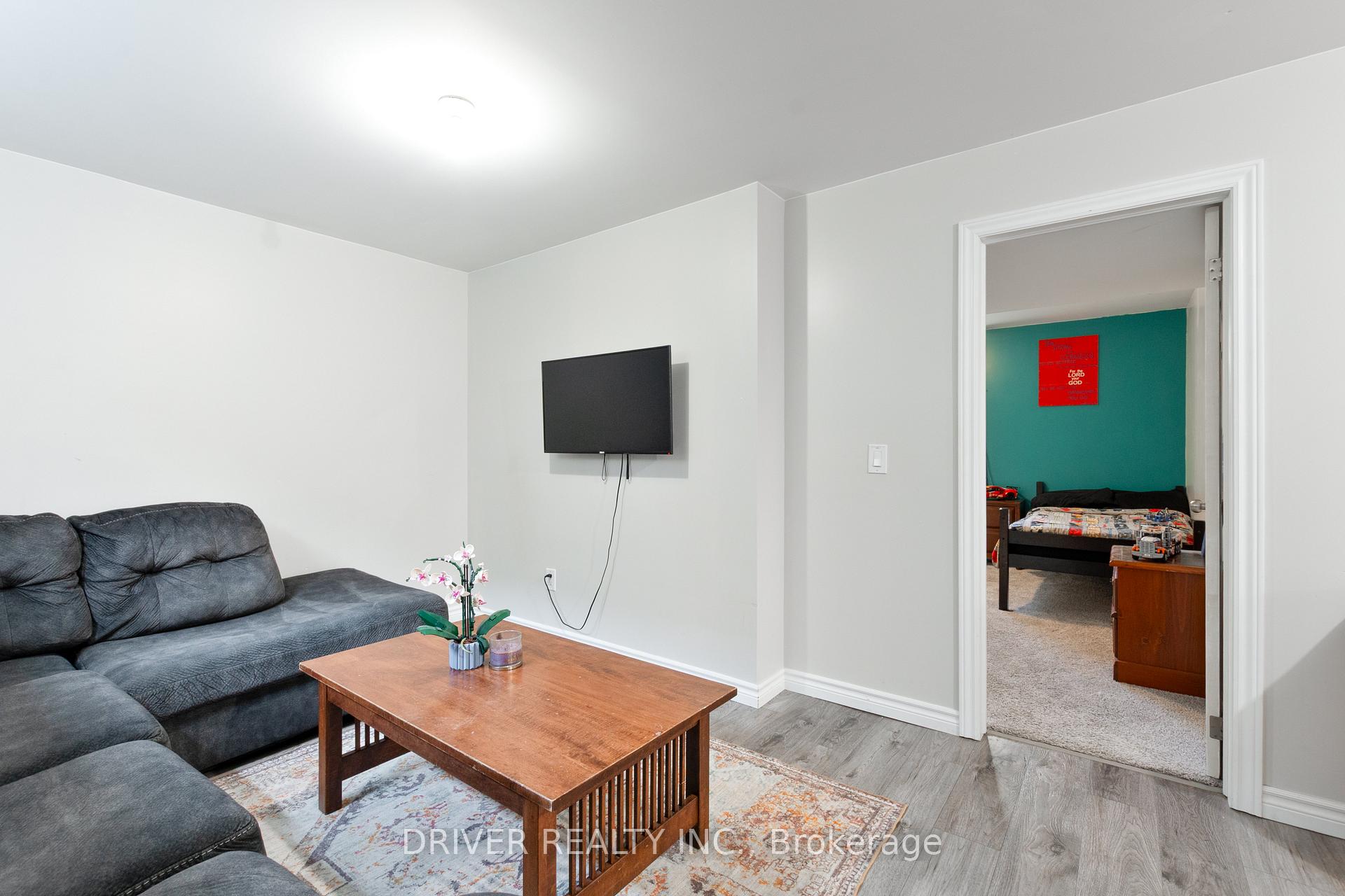 Photo 23 of 12 Tara Court, Aylmer — HOMEH