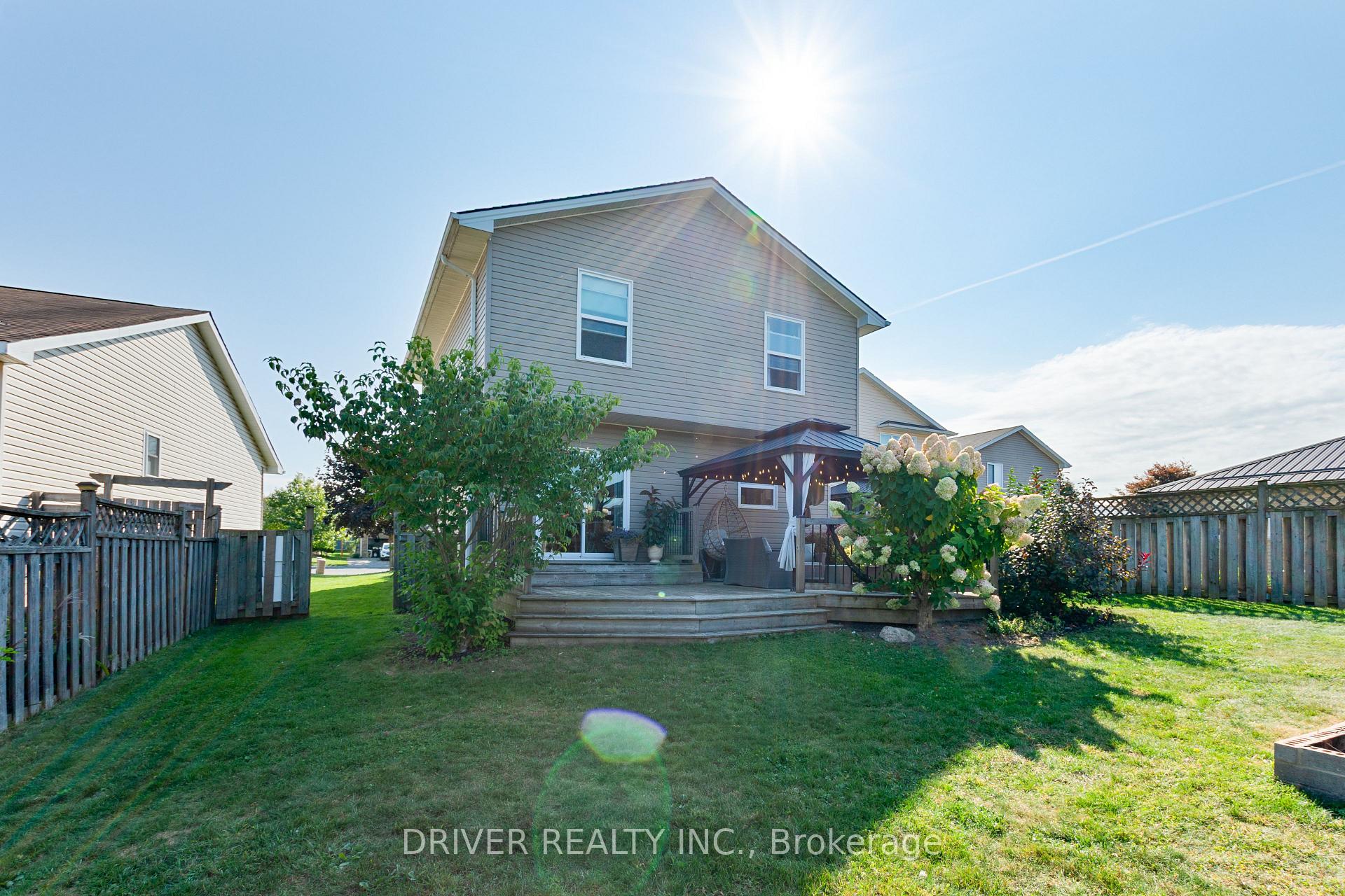 Photo 24 of 12 Tara Court, Aylmer — HOMEH
