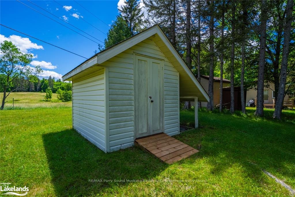 Photo 21 of 15 Minnow Lane, Whitestone, Hagerman — HOMEH