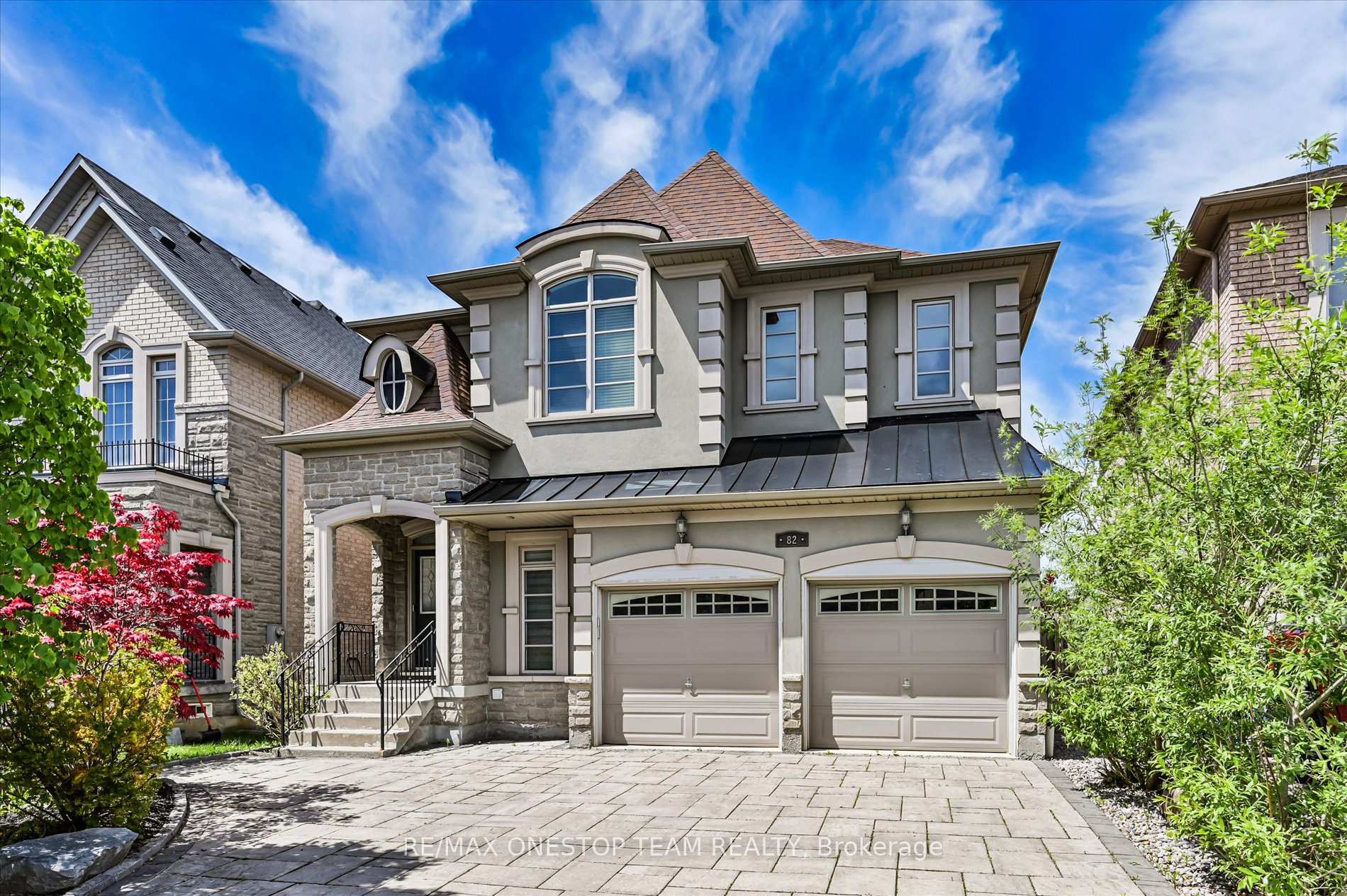 Photo 2 of 82 Heritage Estates Road, Vaughan, Patterson — HOMEH