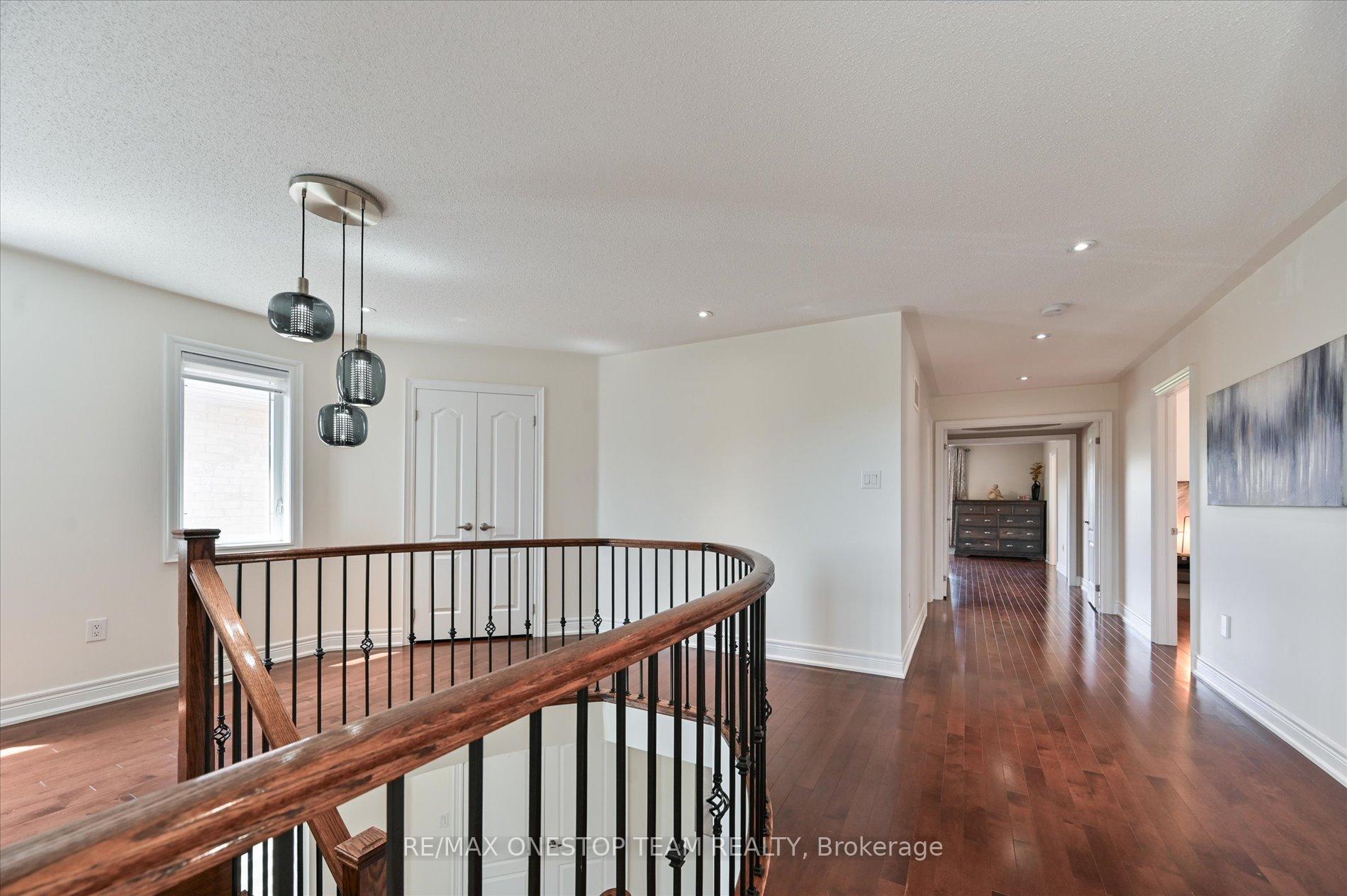Photo 18 of 82 Heritage Estates Road, Vaughan, Patterson — HOMEH